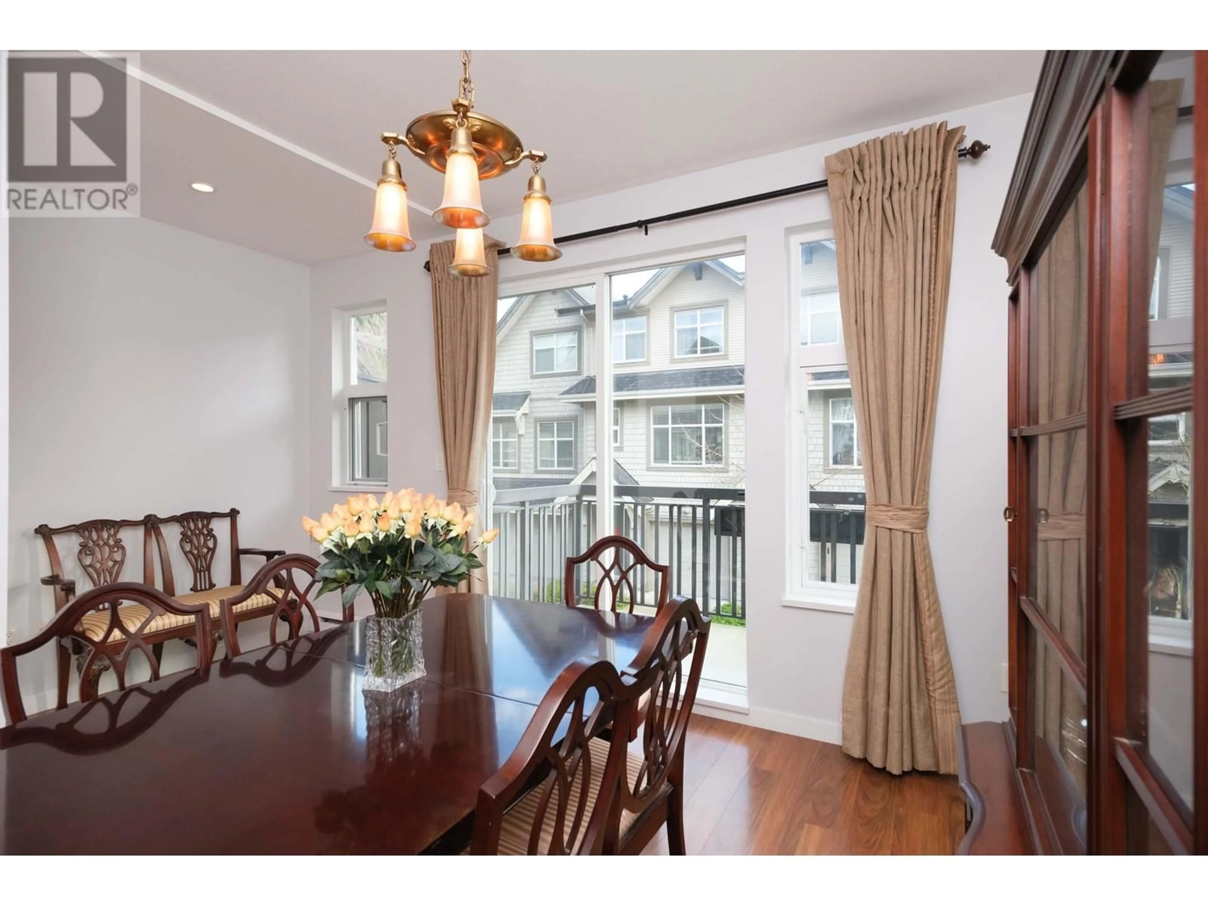 Dining room, wood/laminate floor for 722 ORWELL STREET, North Vancouver British Columbia V7J0A5