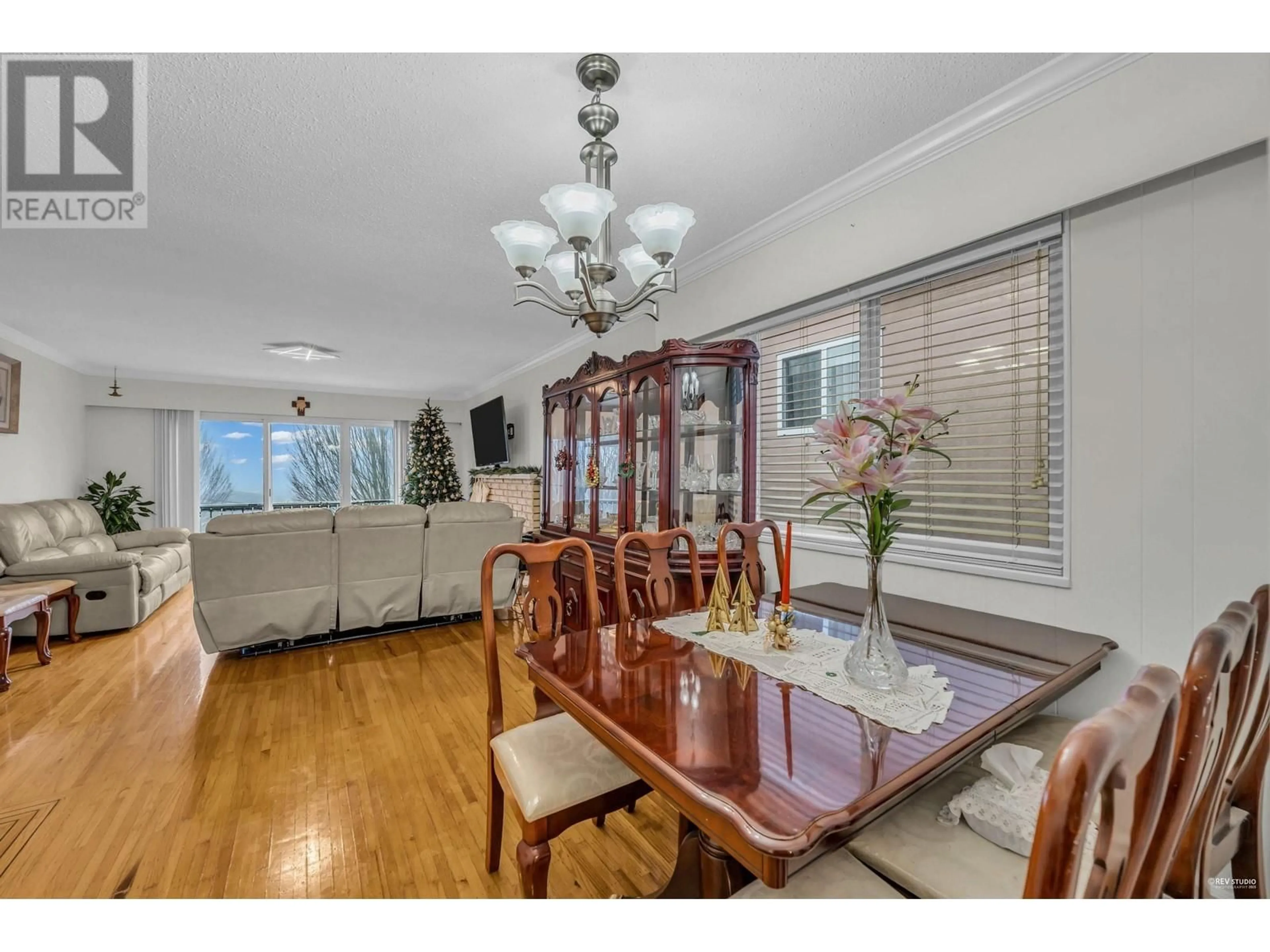 Dining room, wood/laminate floor for 1237 E 64TH AVENUE, Vancouver British Columbia V5X2N8