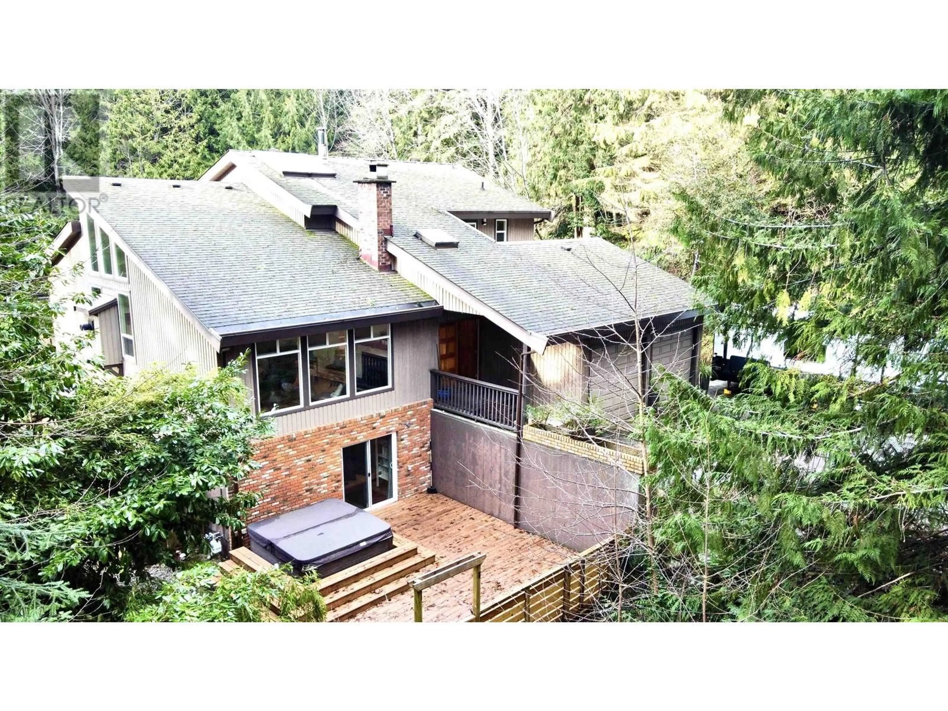 A pic from outside/outdoor area/front of a property/back of a property/a pic from drone, unknown for 1525 PARK AVENUE, Roberts Creek British Columbia V0N2W2