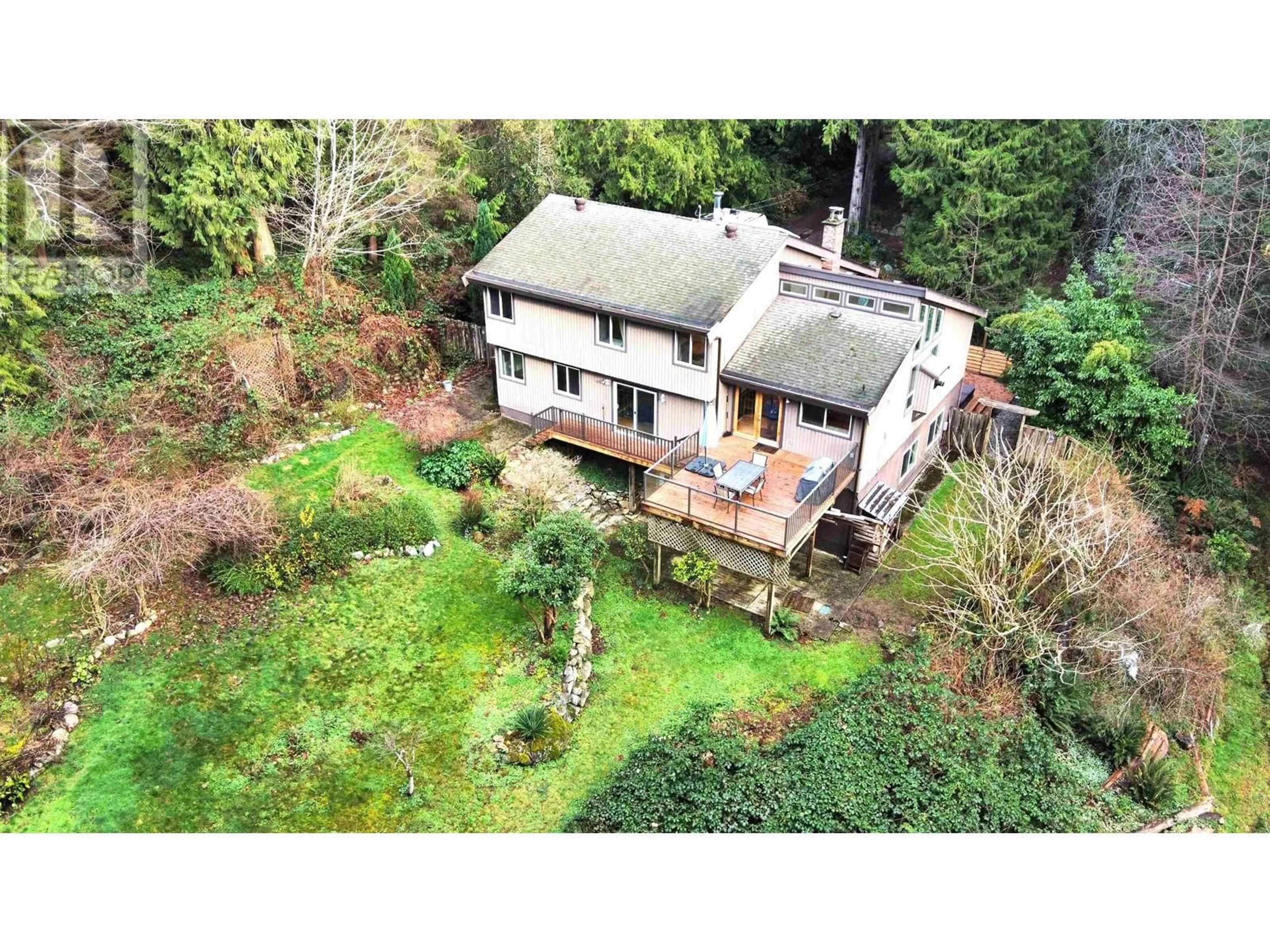 A pic from outside/outdoor area/front of a property/back of a property/a pic from drone, unknown for 1525 PARK AVENUE, Roberts Creek British Columbia V0N2W2