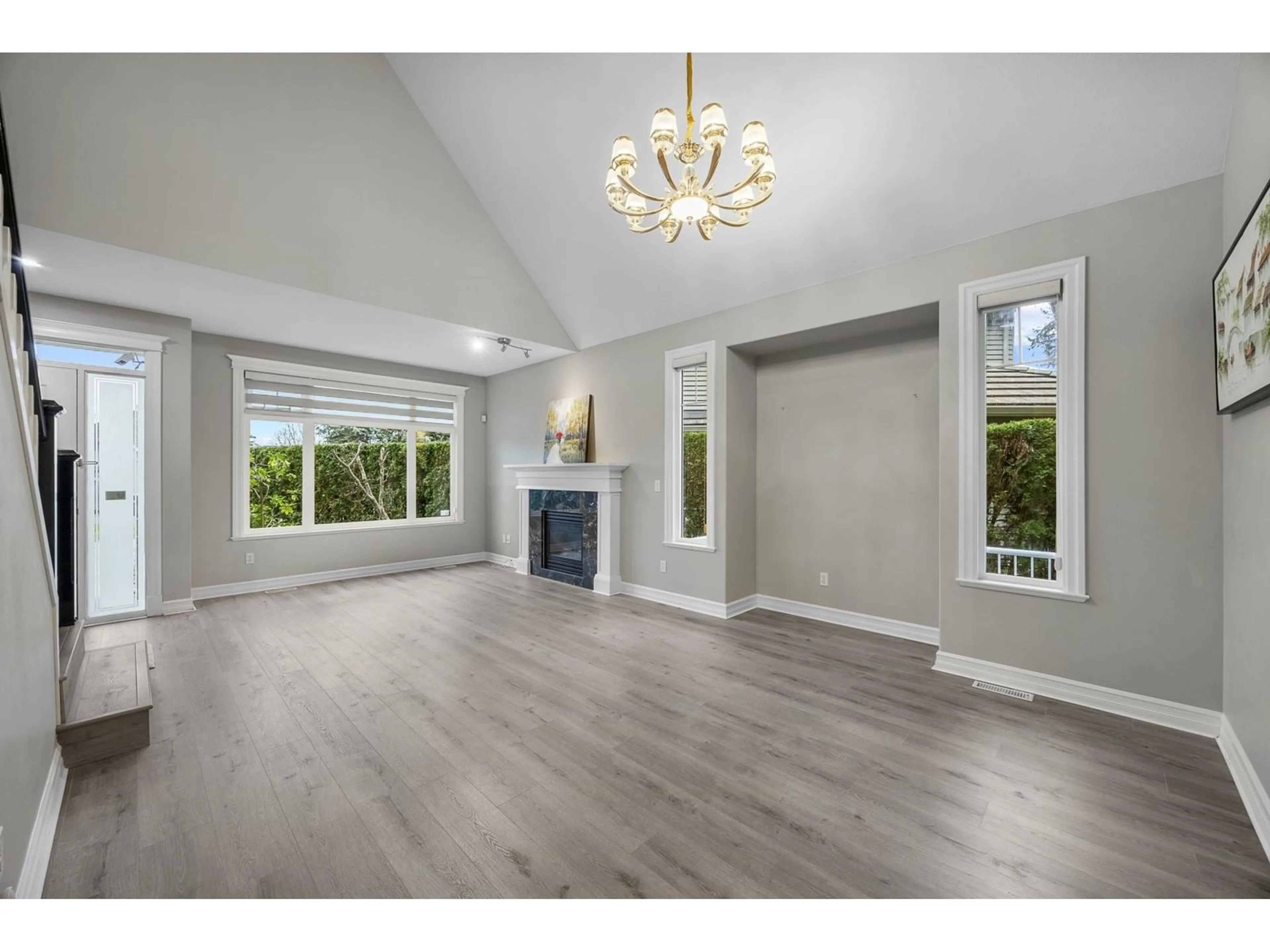 A pic of a room for 15460 36A AVENUE, Surrey British Columbia V3Z0G9