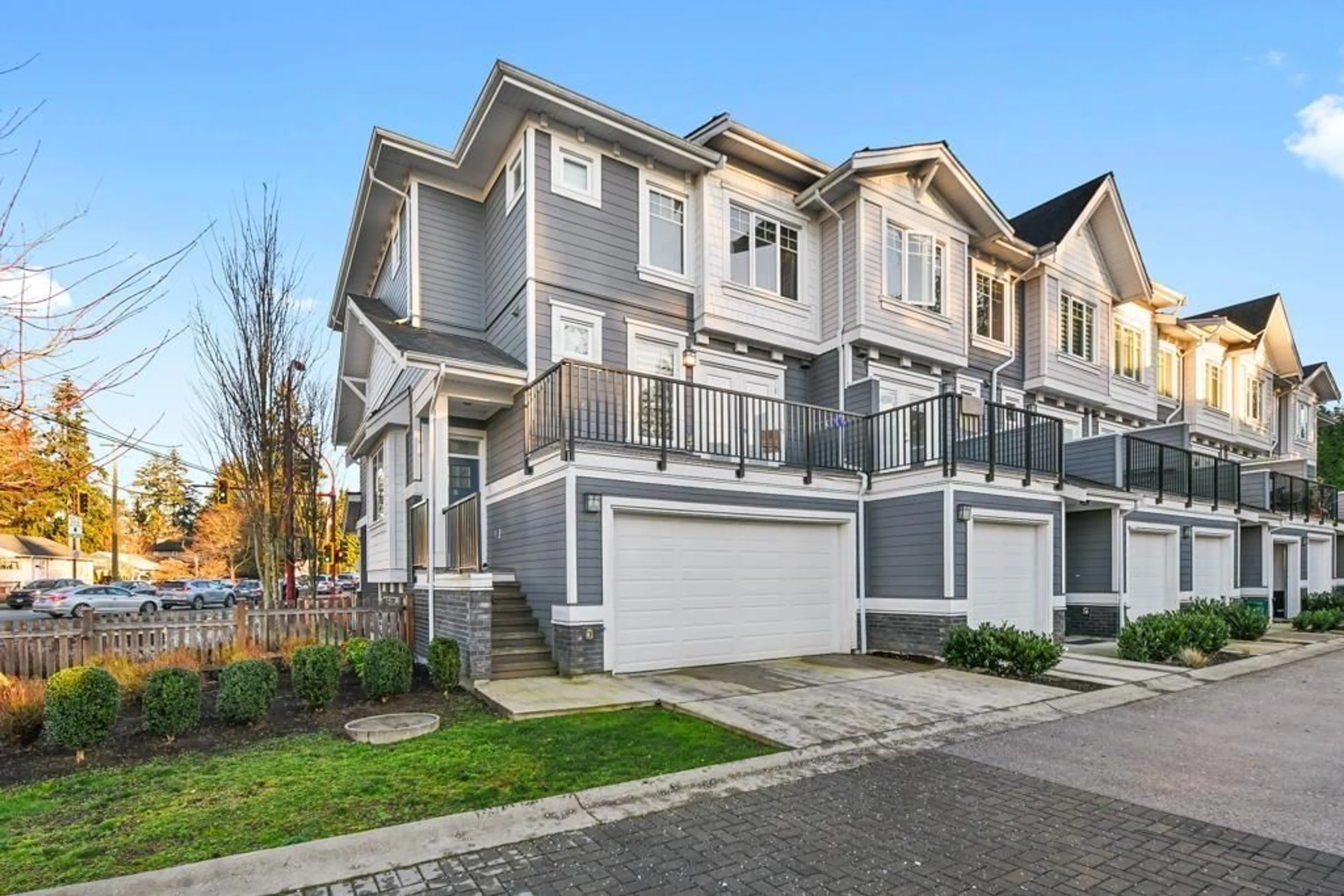 Home with vinyl exterior material, street for 8 - 7167 116, Delta British Columbia V4E0A6