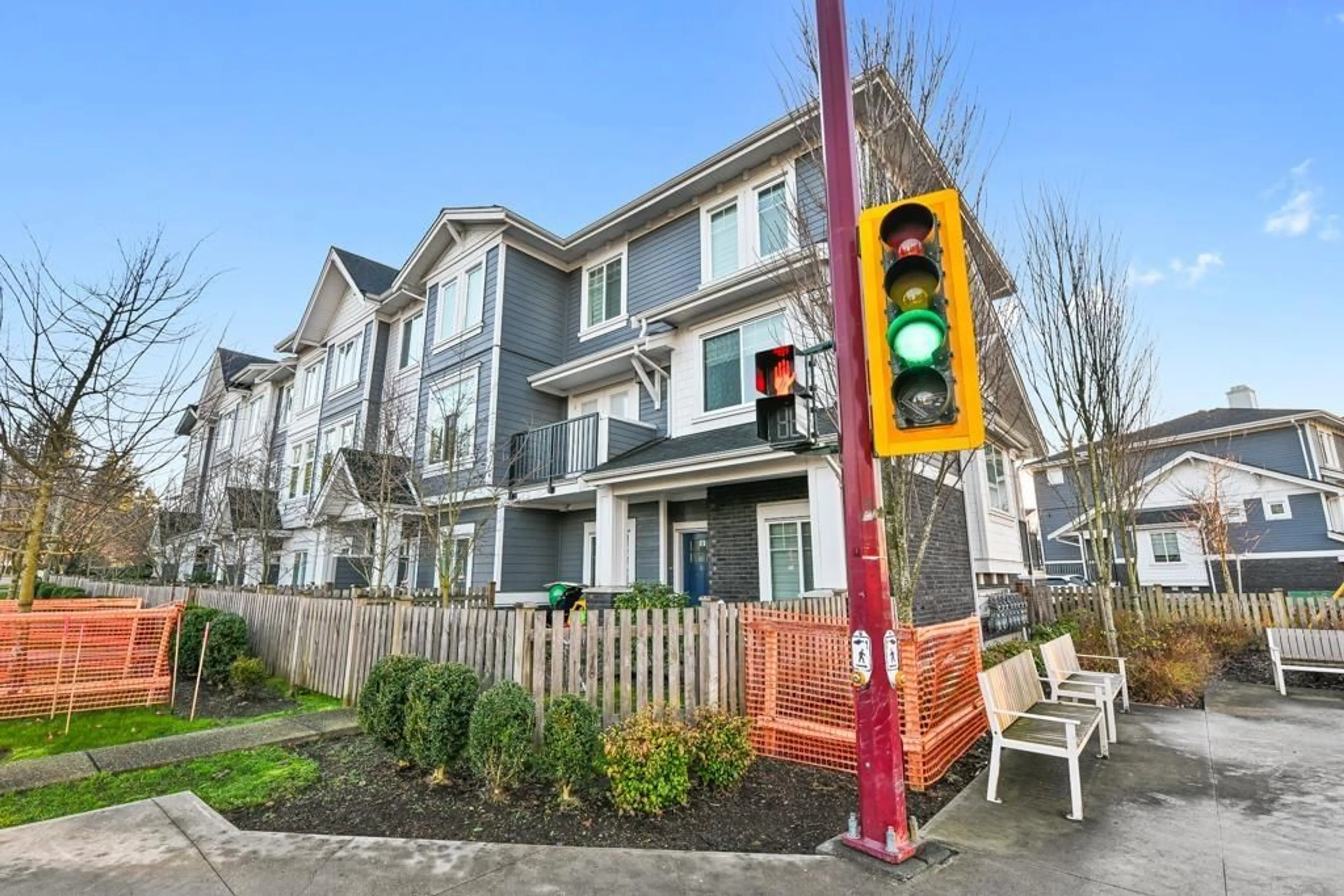 Patio, street for 8 - 7167 116, Delta British Columbia V4E0A6