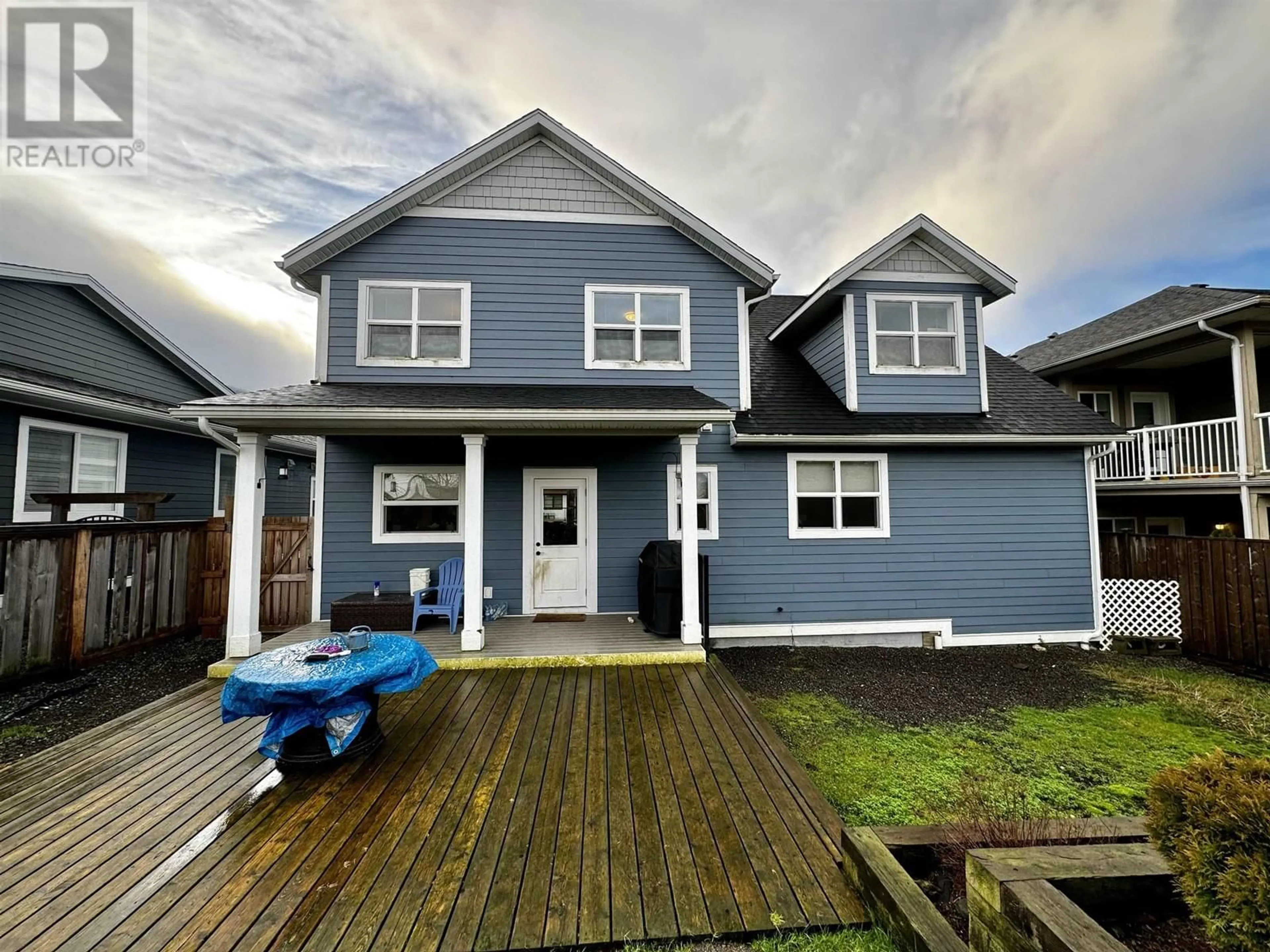 Home with vinyl exterior material, street for 1005 EDWARD AVENUE, Prince Rupert British Columbia V8J0A3