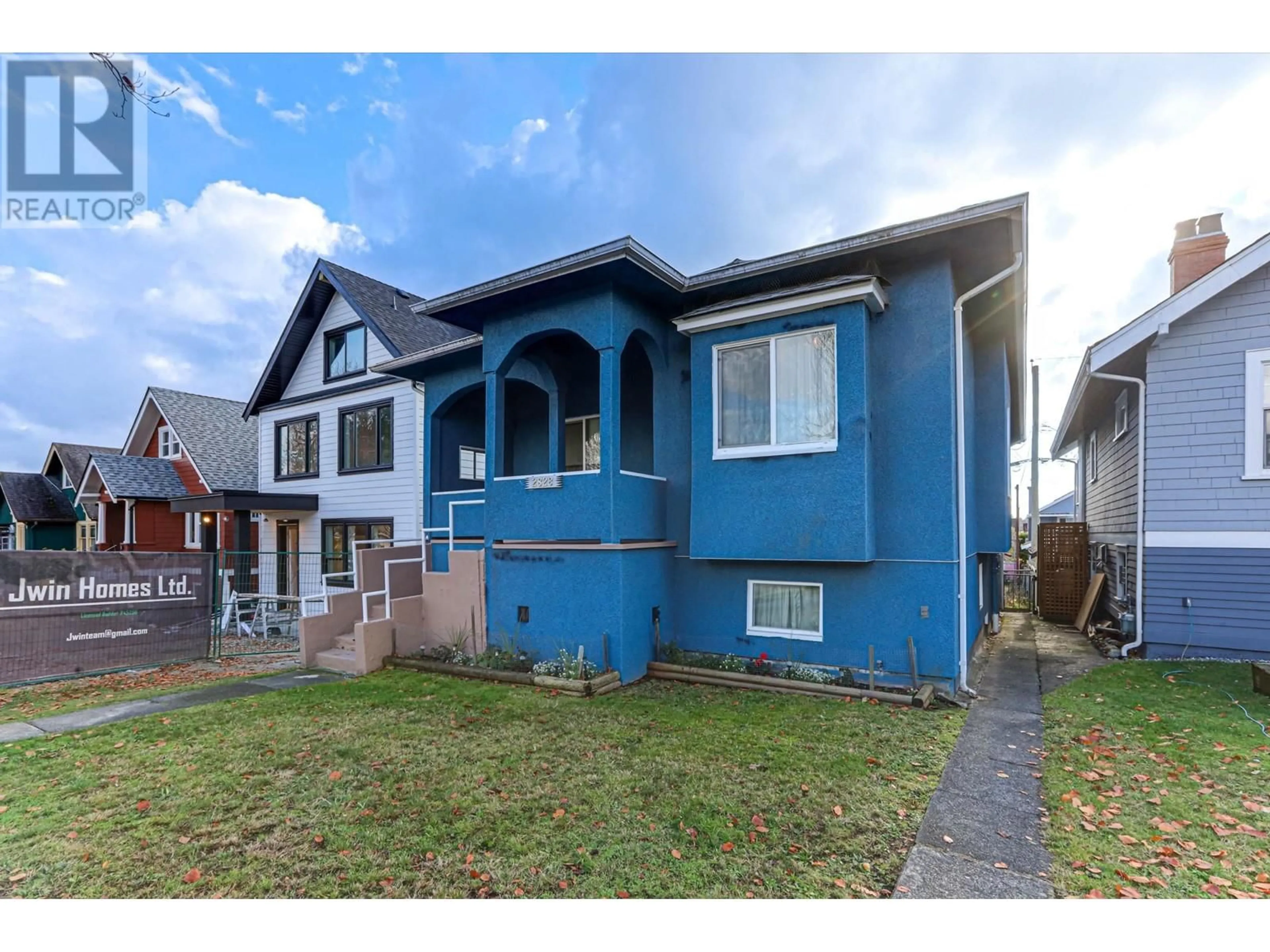 Home with vinyl exterior material, street for 2828 TURNER STREET, Vancouver British Columbia V5K2G5