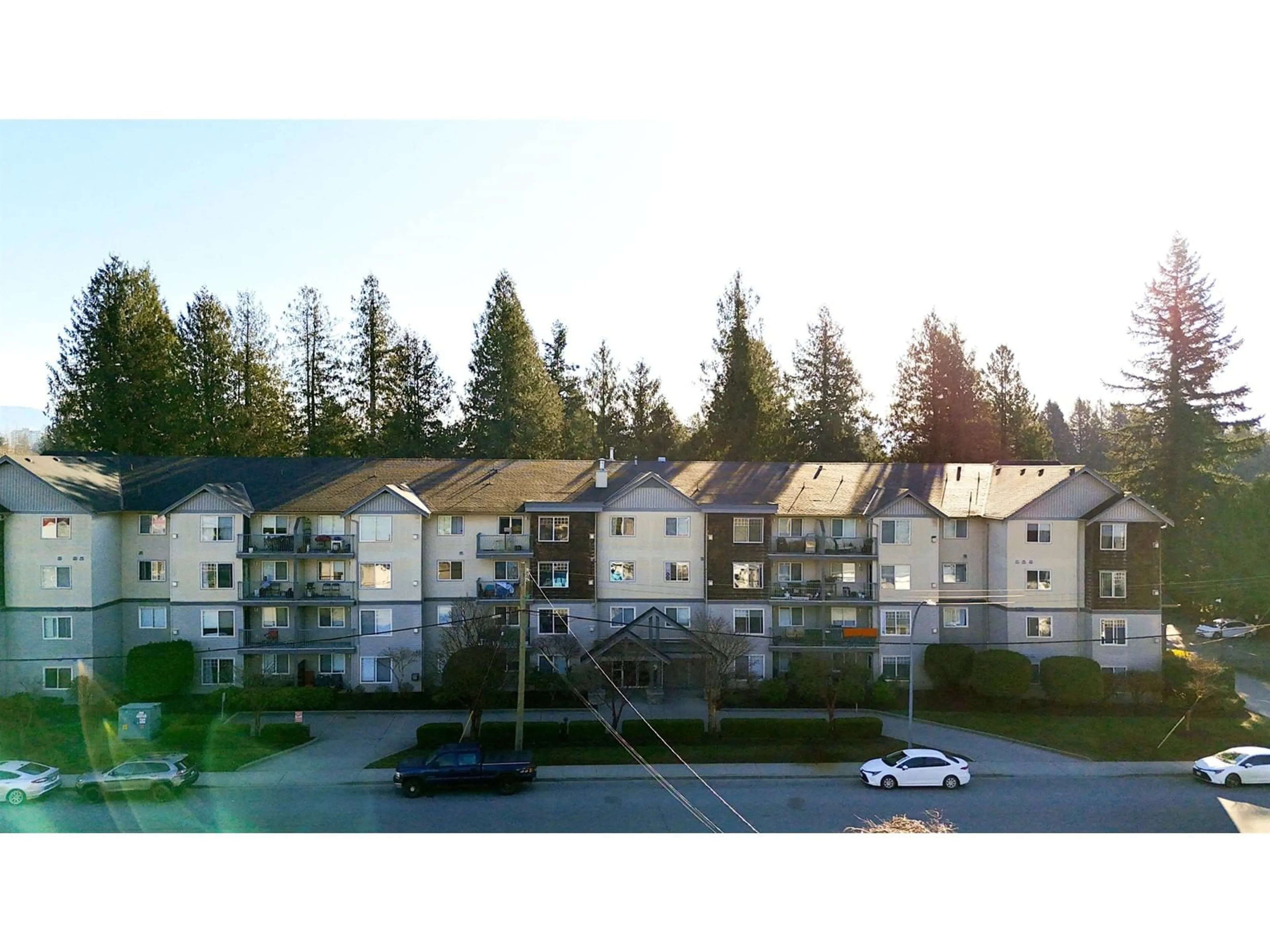 Blurry image for 300 2350 WESTERLY STREET, Abbotsford British Columbia V2T6T7