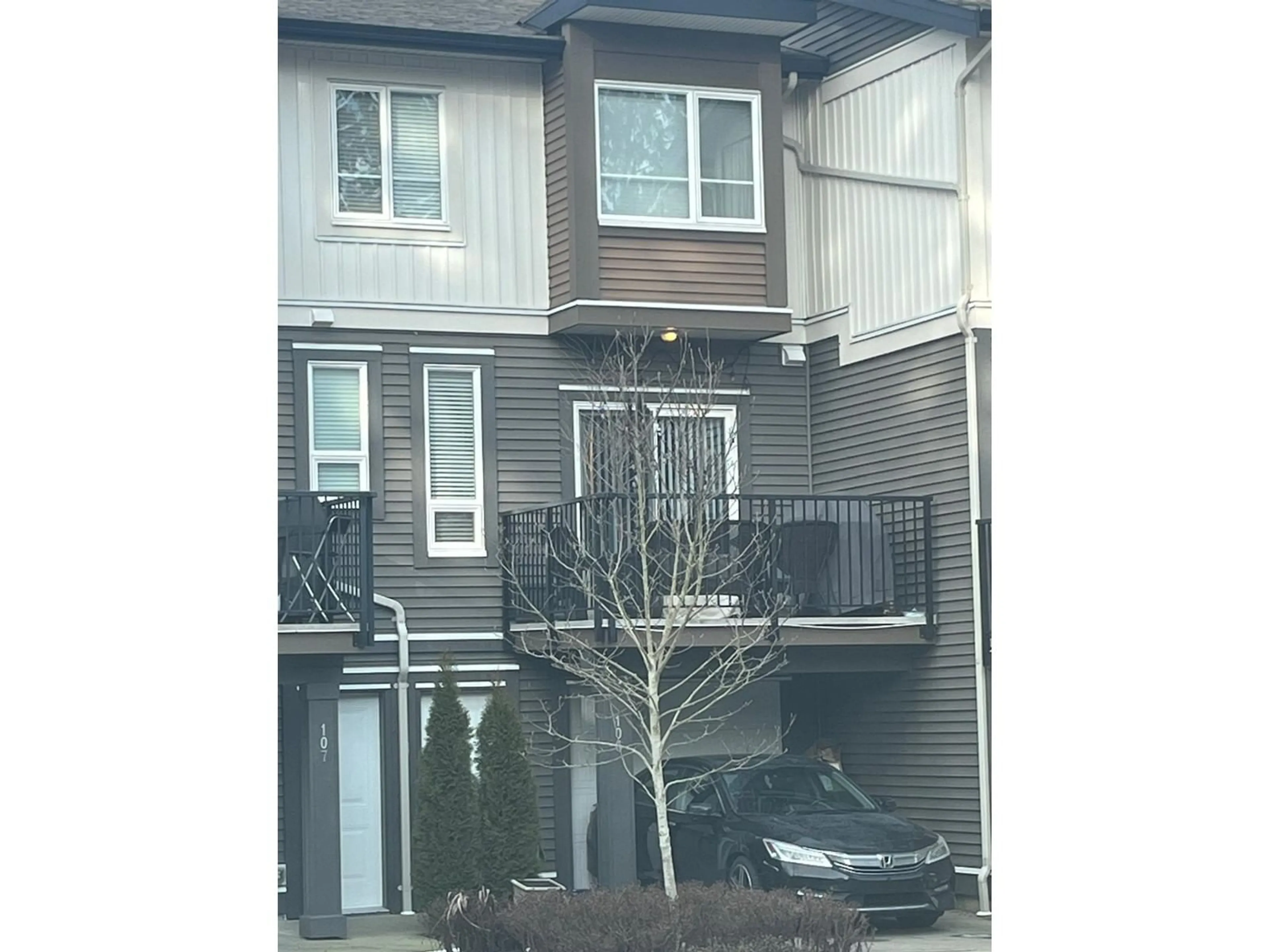 Unknown for 106 - 5888 144, Surrey British Columbia V3X0G8