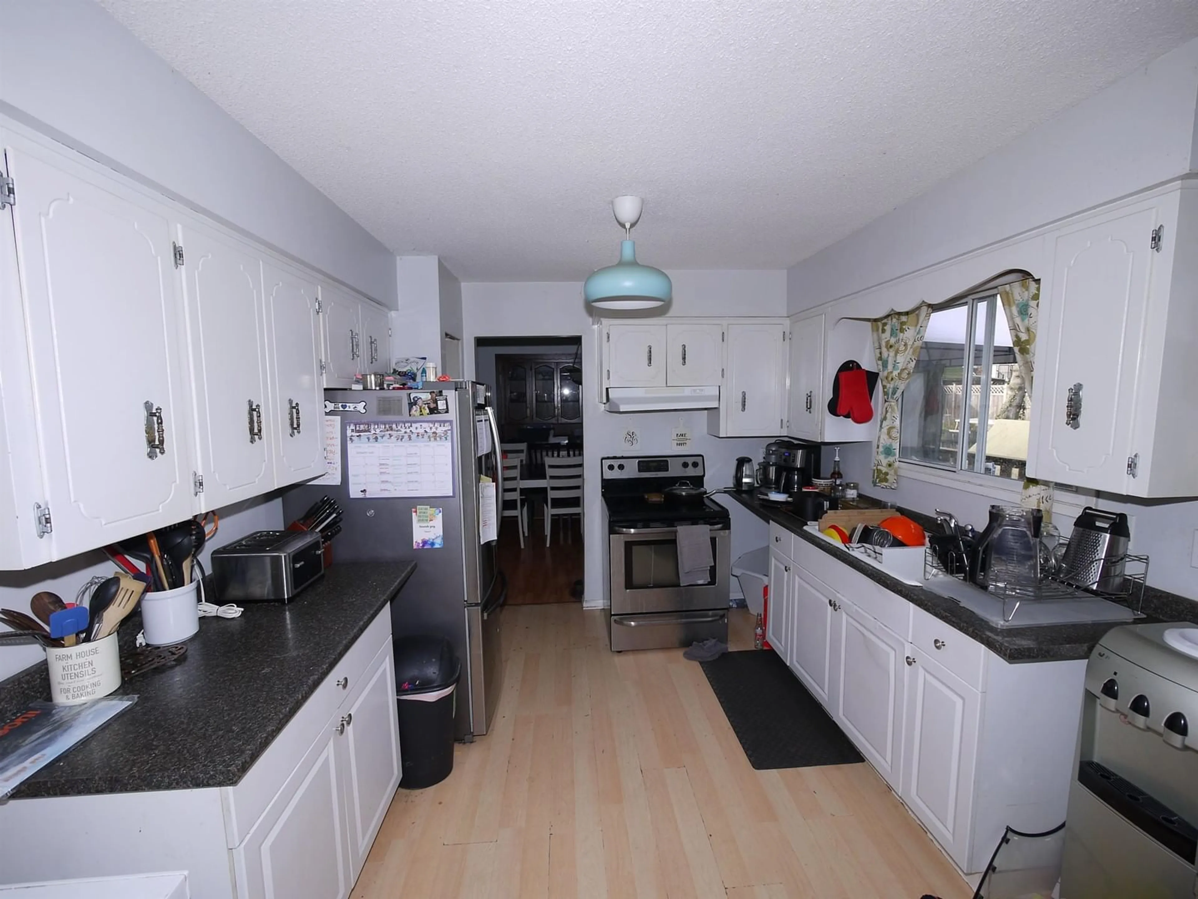 Standard kitchen, unknown for 32677 MARSHALL ROAD, Abbotsford British Columbia V2T1A8