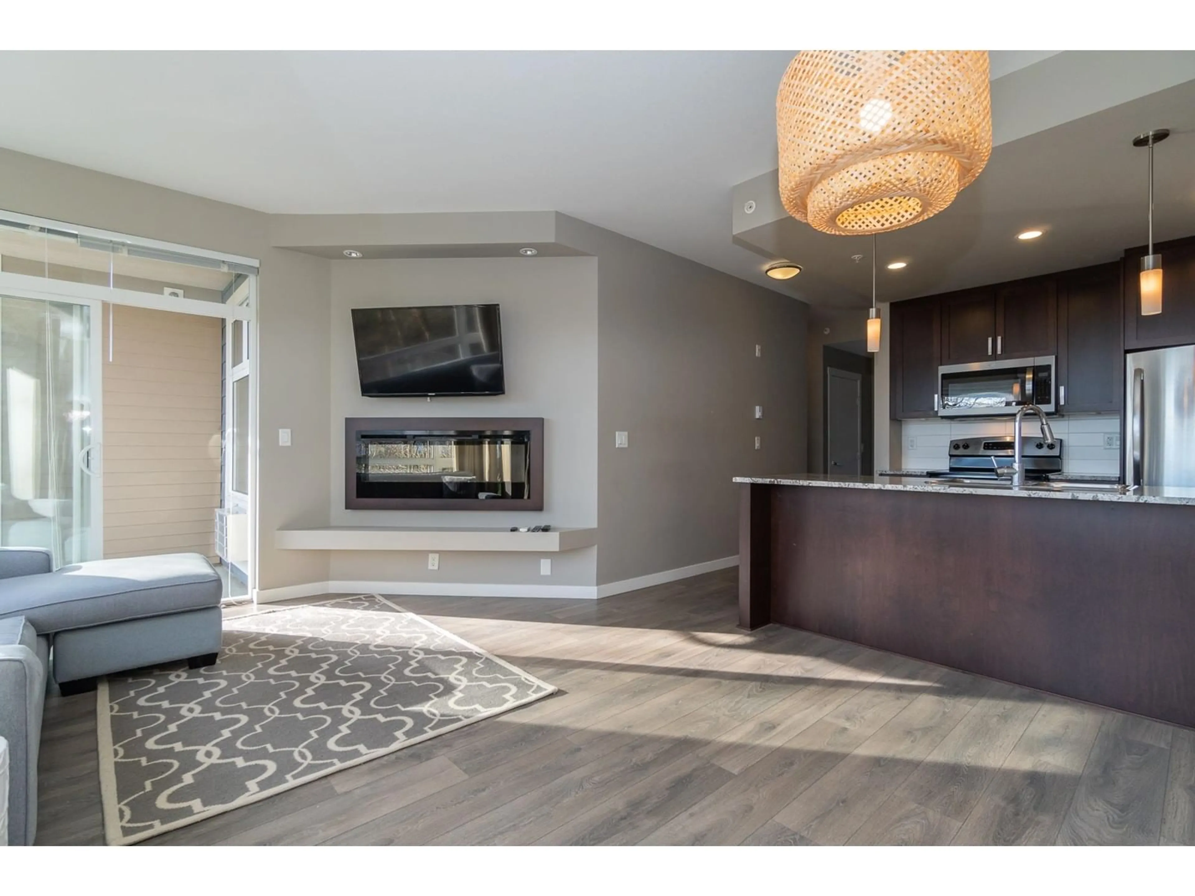 Open concept kitchen, unknown for 415 2238 WHATCOM ROAD, Abbotsford British Columbia V3G0E6