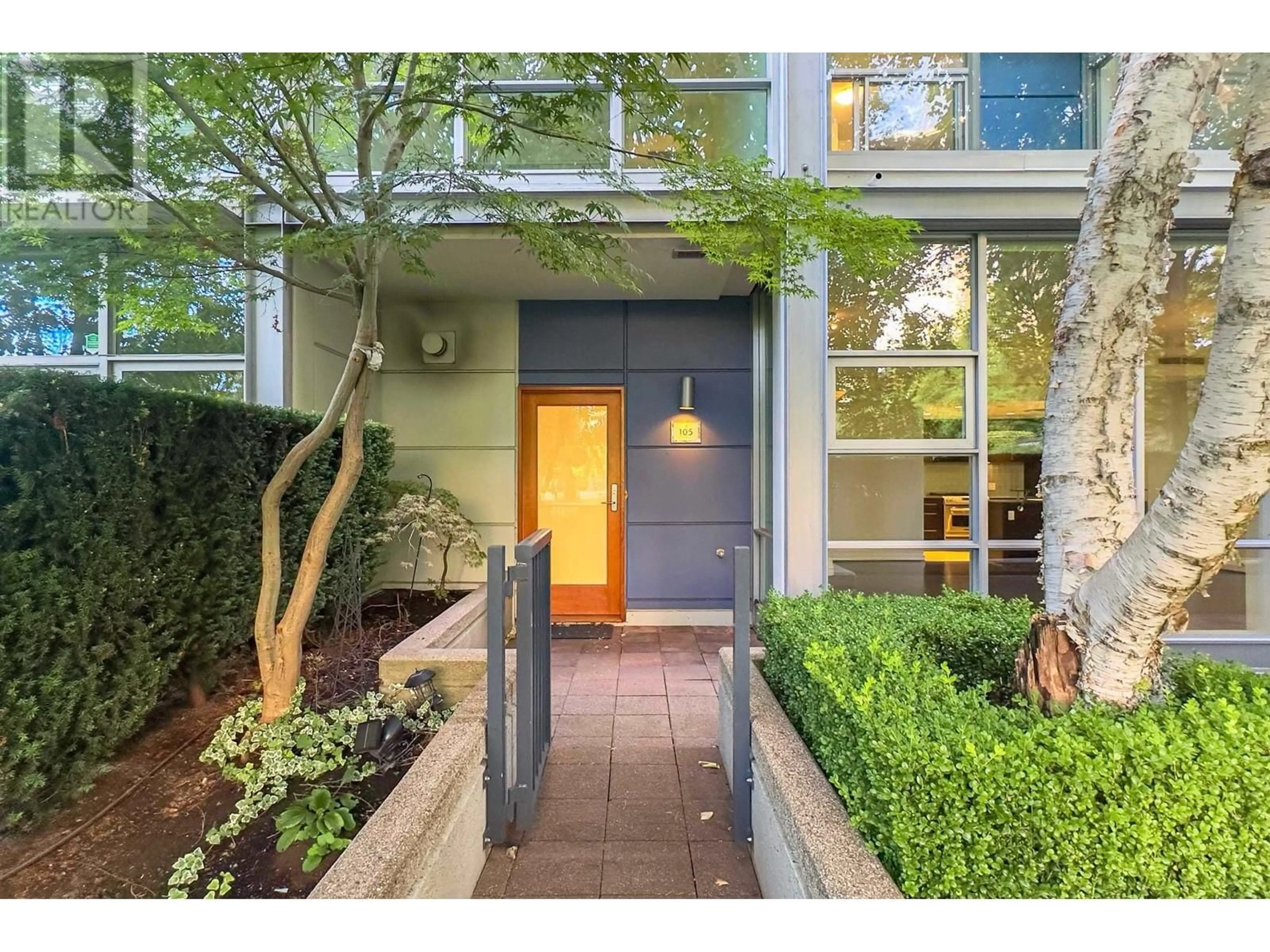 Indoor entryway for TH105 638 BEACH CRESCENT, Vancouver British Columbia V6Z3H4