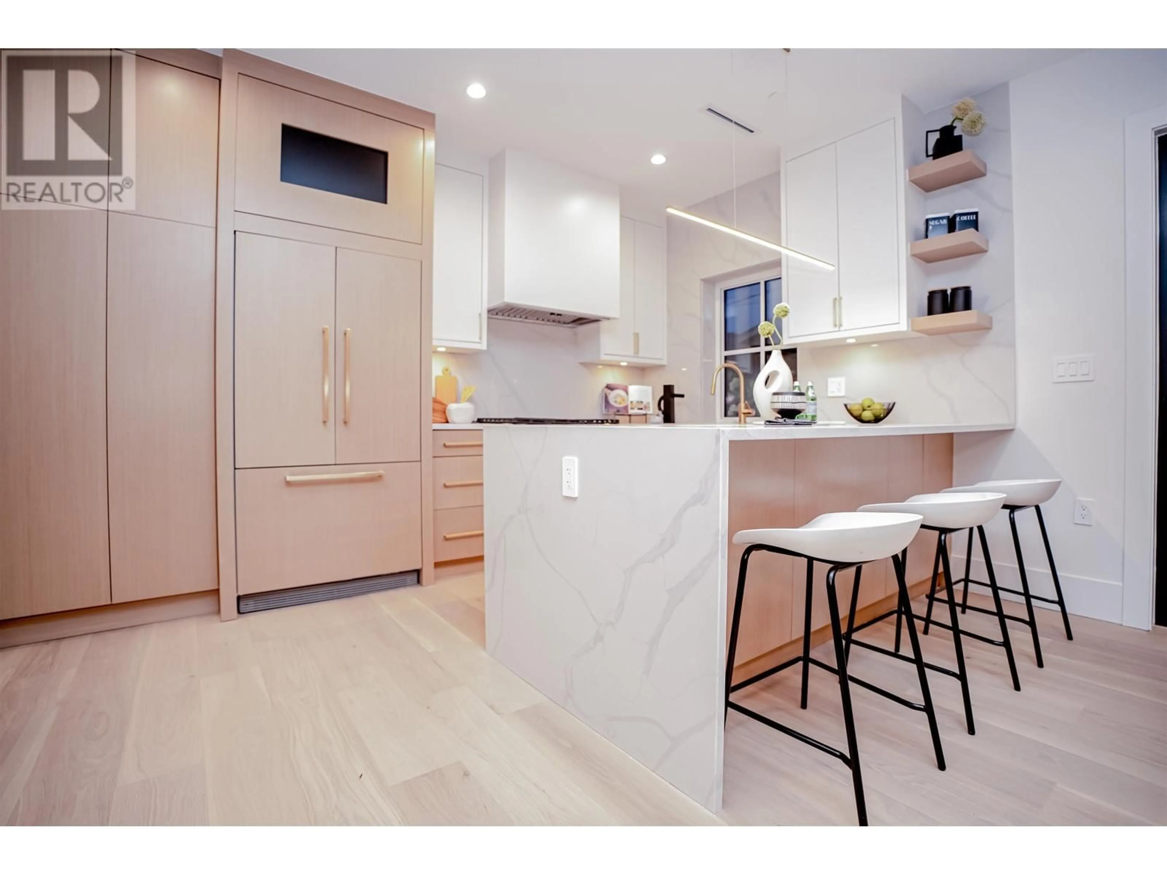 Contemporary kitchen, ceramic/tile floor for 4856 DUMFRIES STREET, Vancouver British Columbia V5N3T9