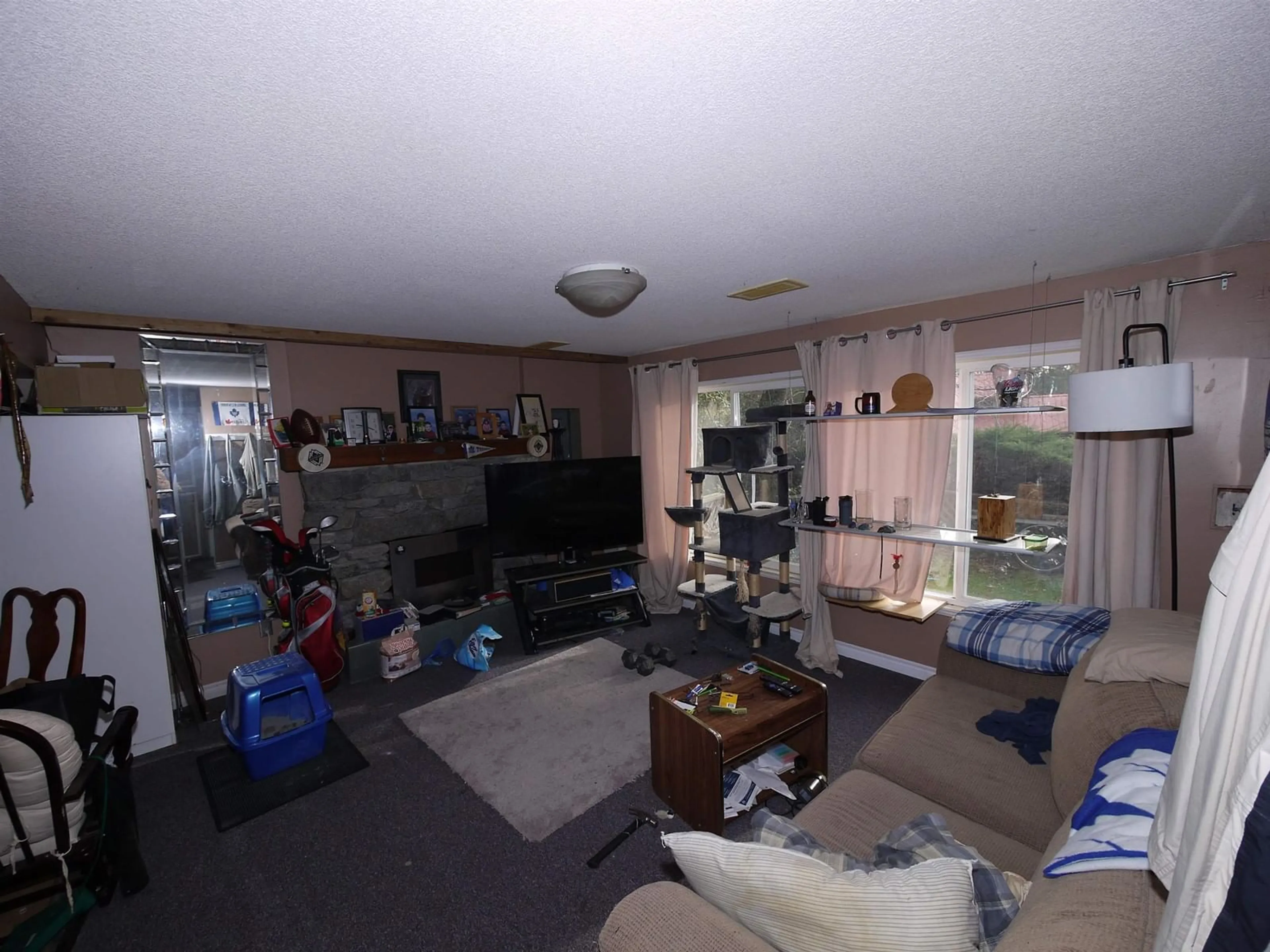 A pic of a room for 2279 SENTINEL DRIVE, Abbotsford British Columbia V2S5C9