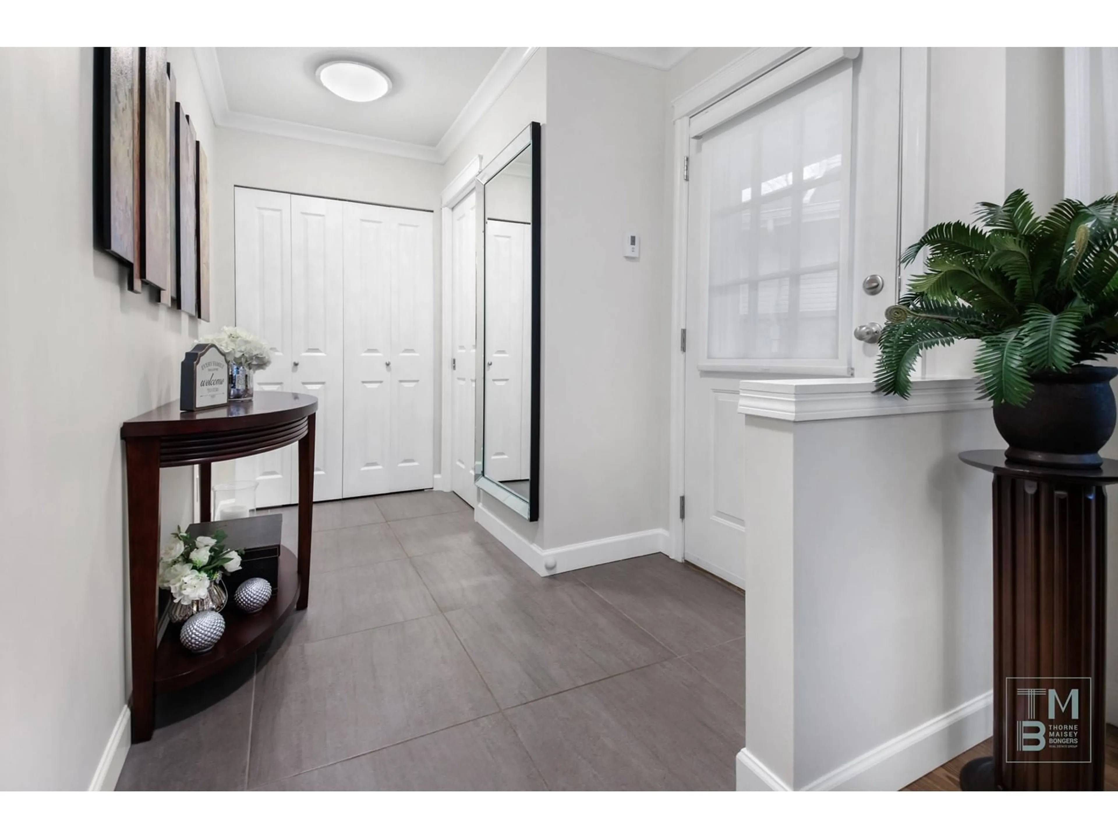 Indoor entryway for 44 8675 WALNUT GROVE DRIVE, Langley British Columbia V1M2N6