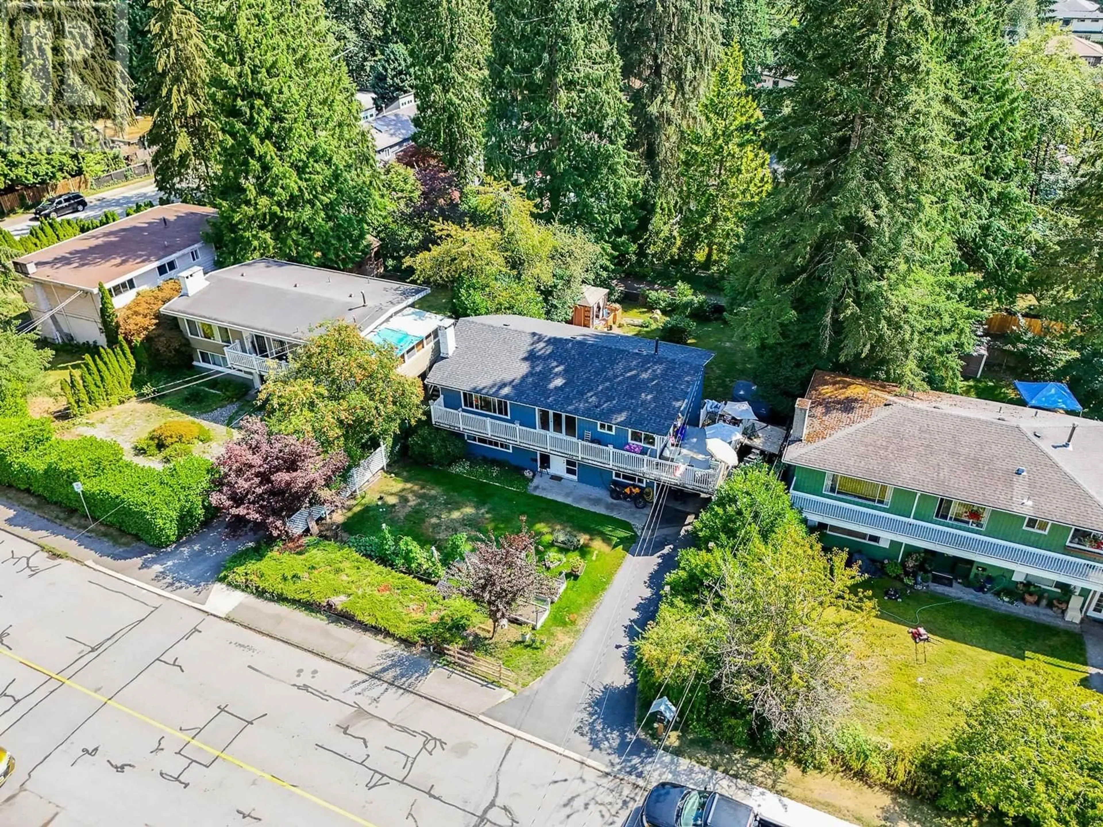 A pic from outside/outdoor area/front of a property/back of a property/a pic from drone, street for 1025 CLEMENTS AVENUE, North Vancouver British Columbia V7R2L3