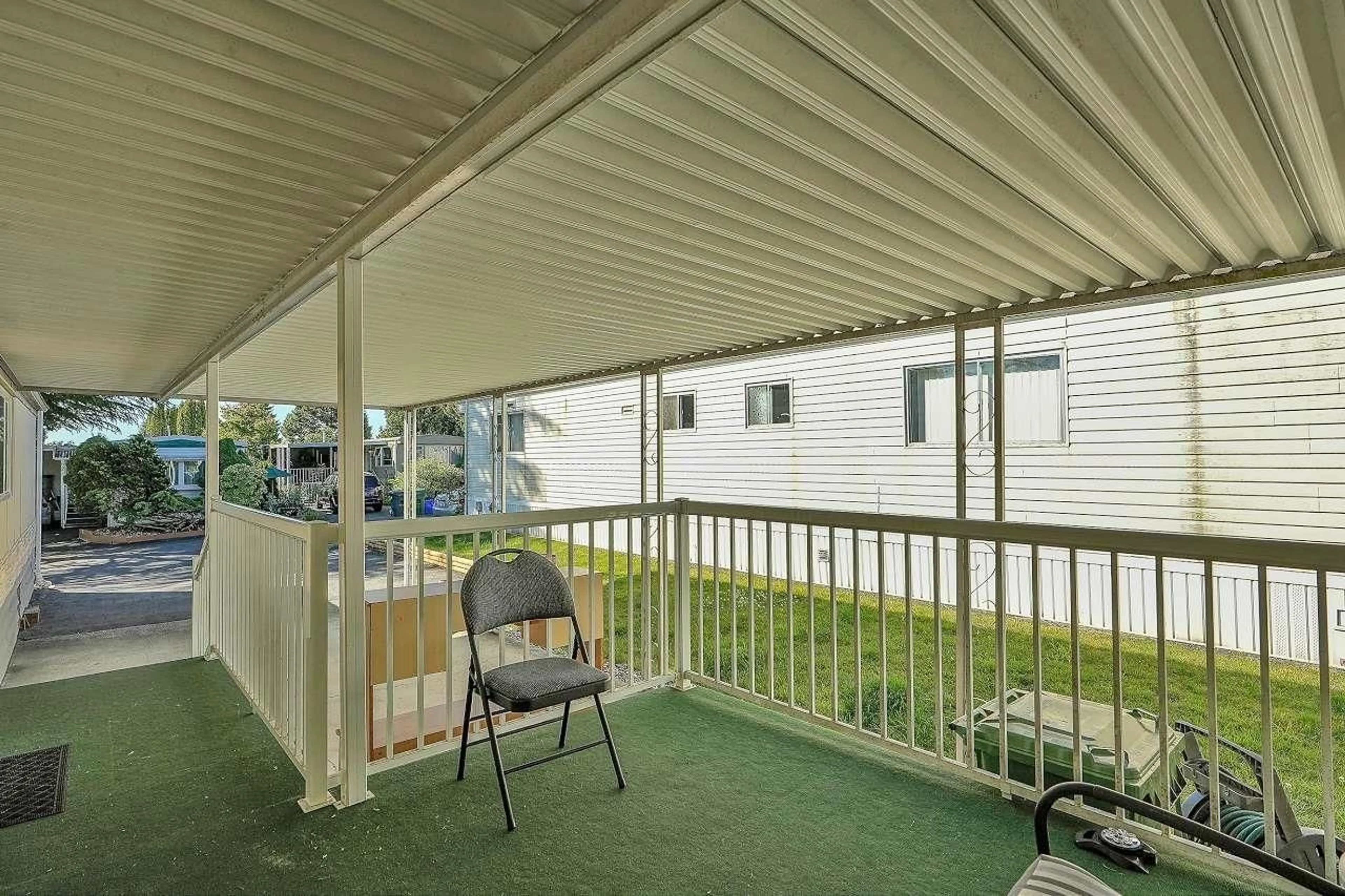Patio, unknown for 40 - 1840 160, Surrey British Columbia V4A4X4