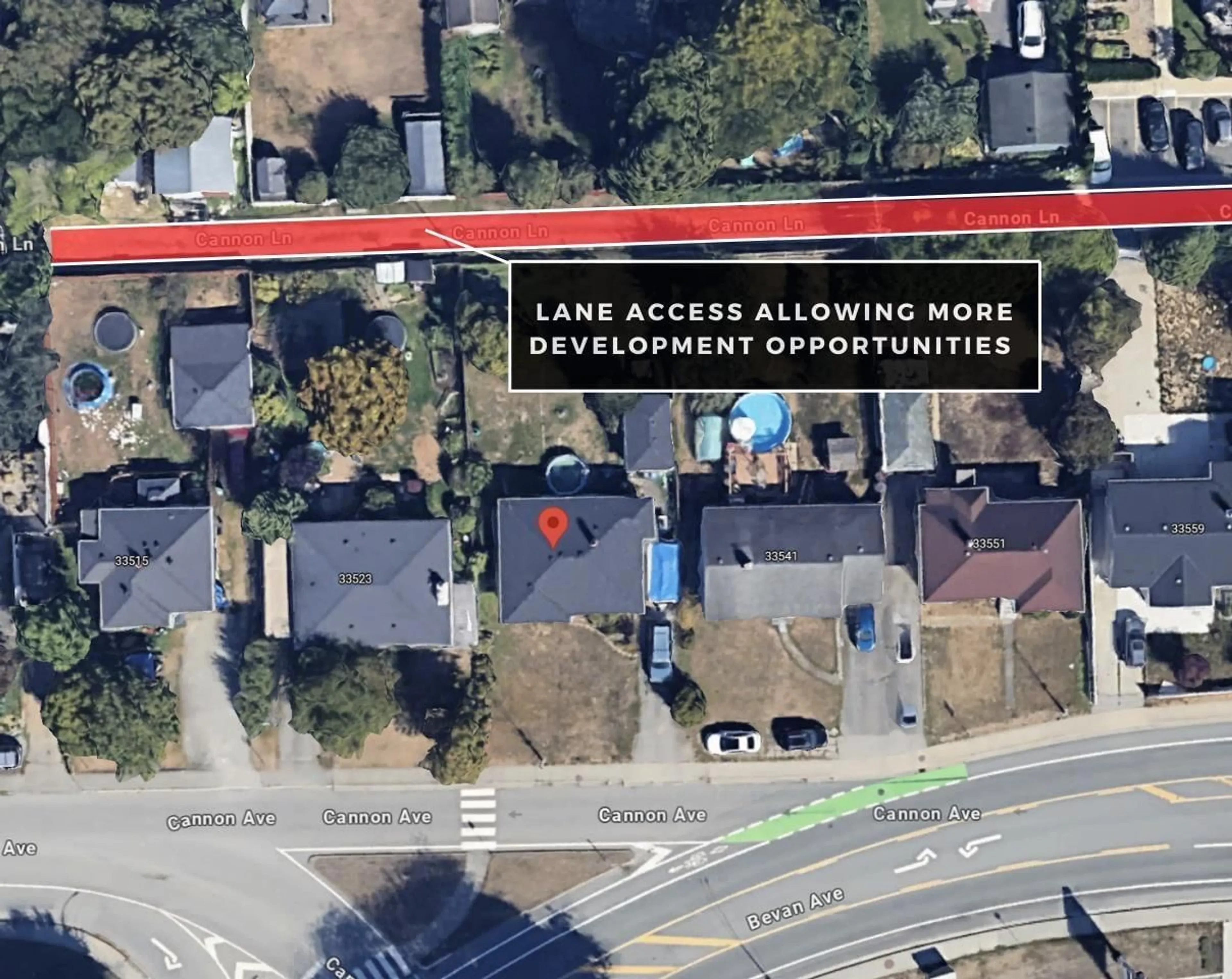 A pic from outside/outdoor area/front of a property/back of a property/a pic from drone, street for 33533 CANNON, Abbotsford British Columbia V2S1W1