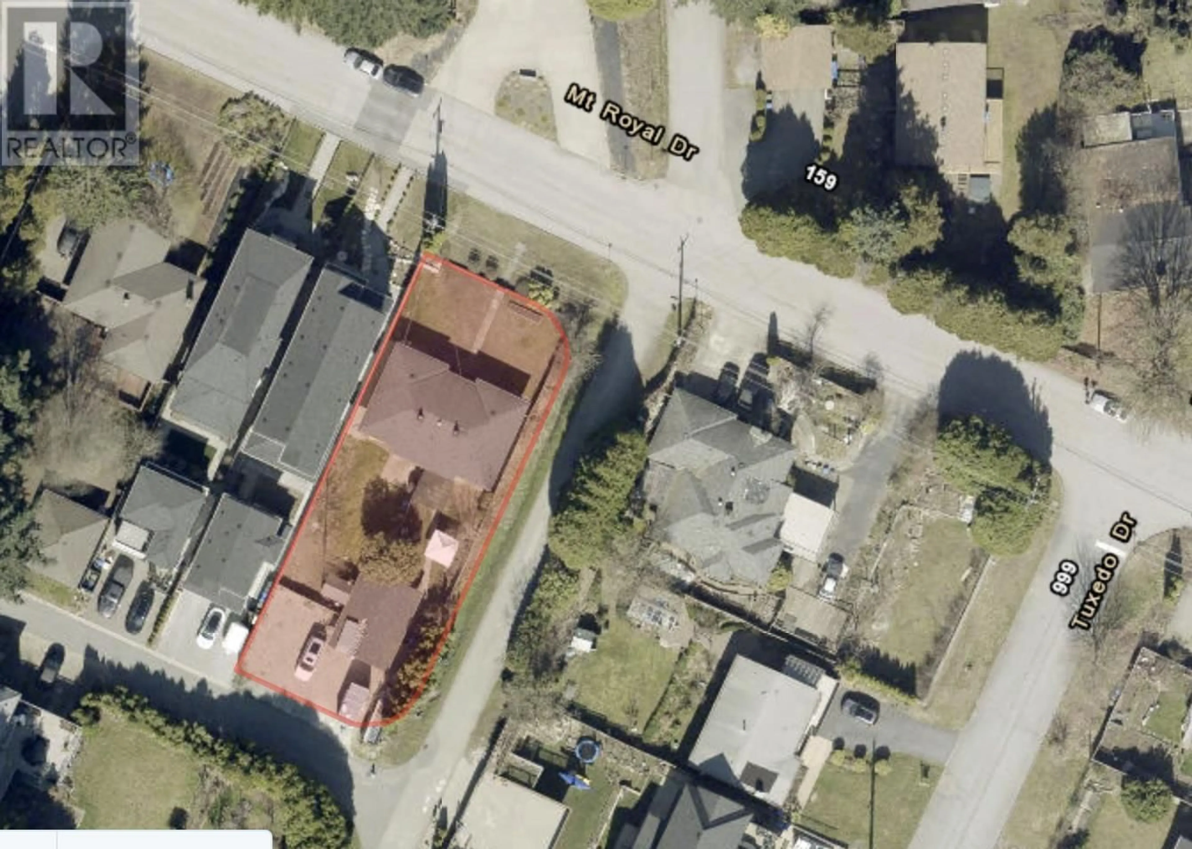 A pic from outside/outdoor area/front of a property/back of a property/a pic from drone, street for 205A MOUNT ROYAL DRIVE, Port Moody British Columbia V3H1P9