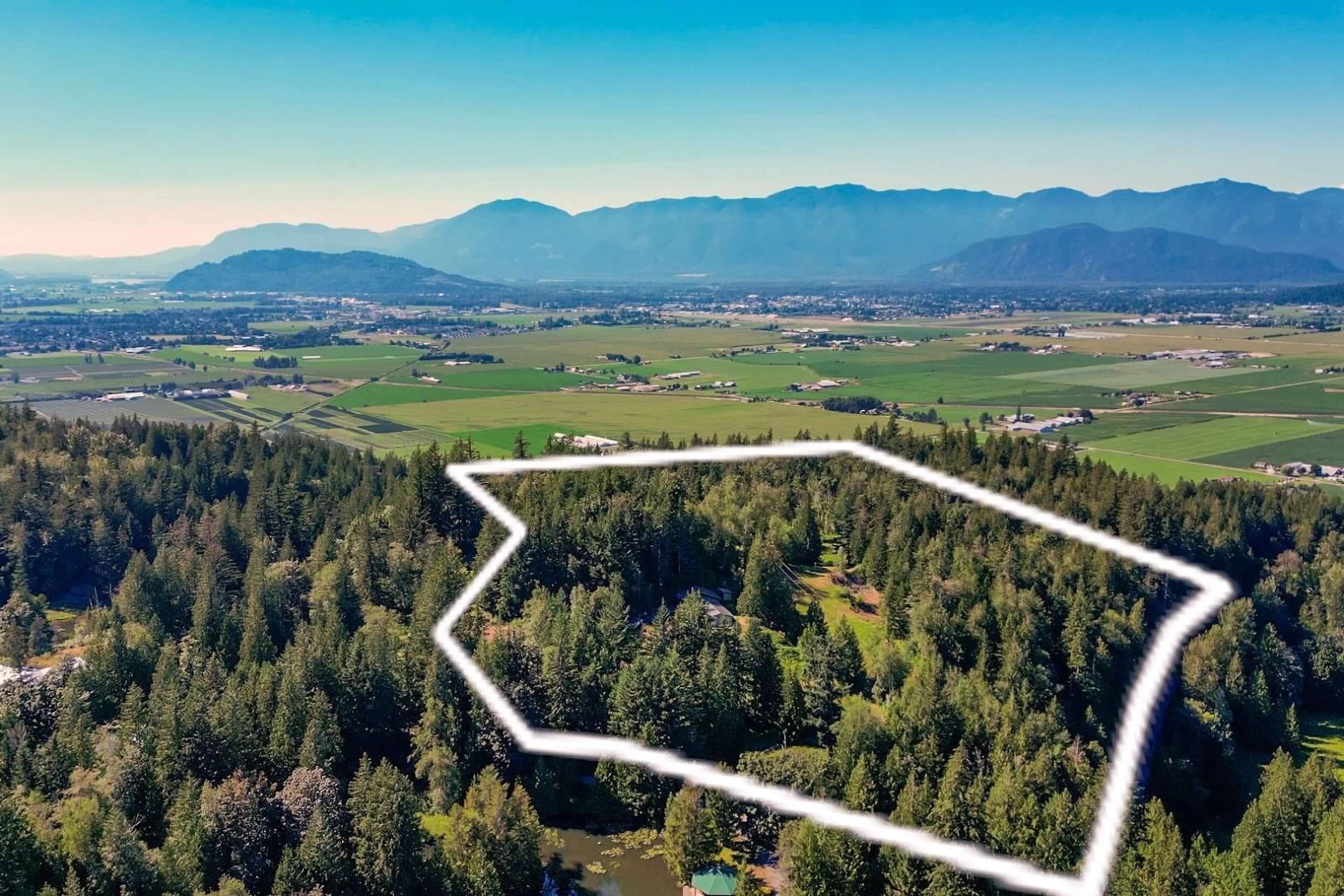 A pic from outside/outdoor area/front of a property/back of a property/a pic from drone, mountain view for 48522 ELK VIEW ROAD|Ryder Lake, Chilliwack British Columbia V4Z1H1