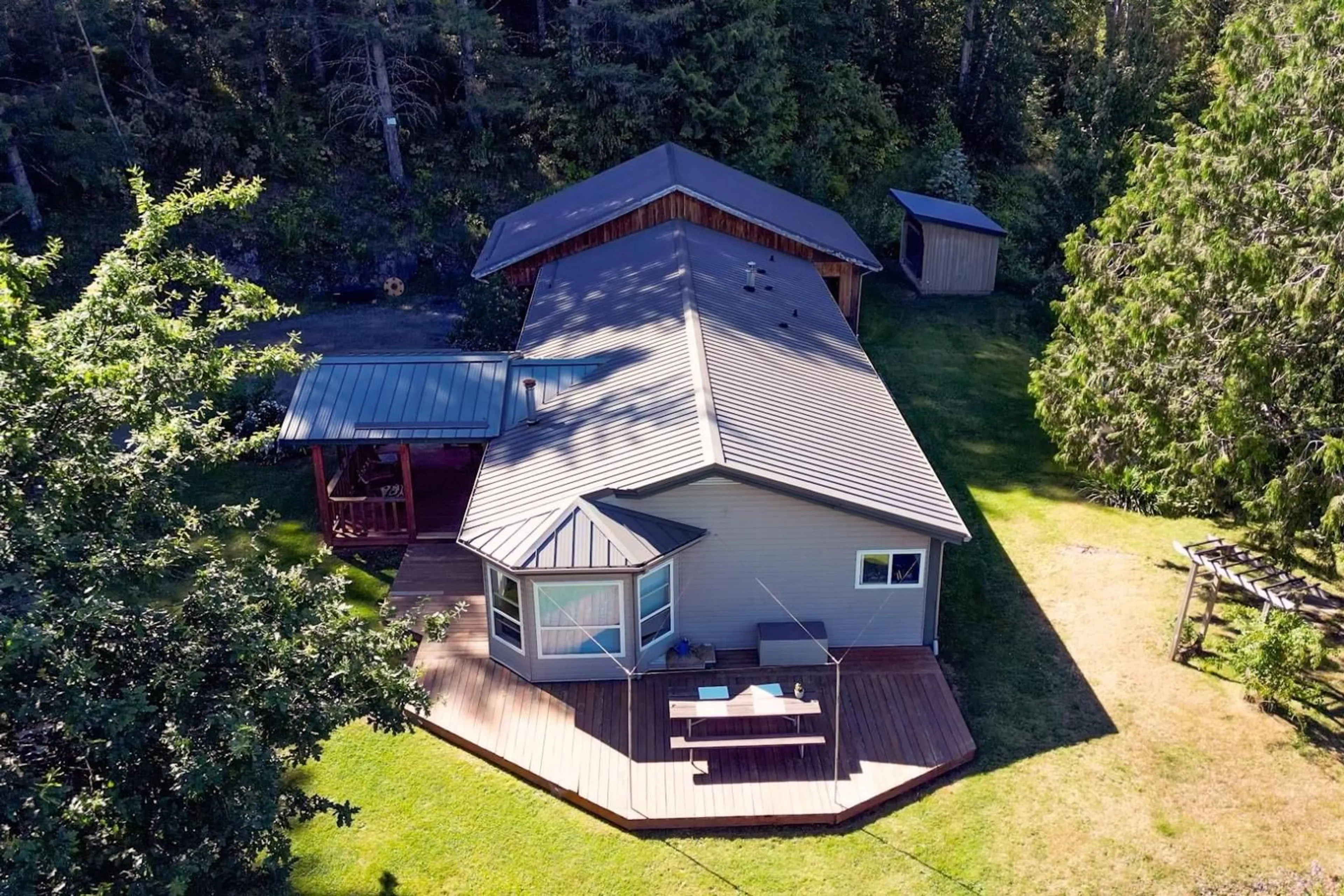 A pic from outside/outdoor area/front of a property/back of a property/a pic from drone, unknown for 48522 ELK VIEW ROAD|Ryder Lake, Chilliwack British Columbia V4Z1H1