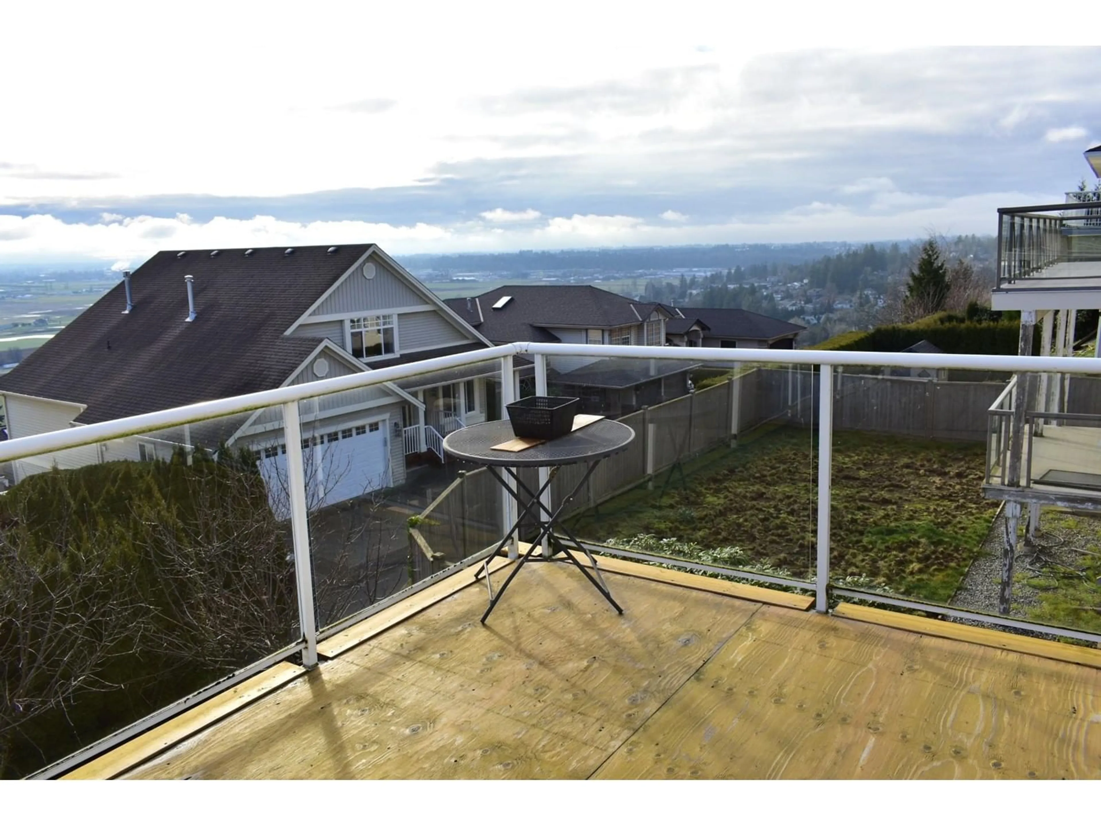 A pic from outside/outdoor area/front of a property/back of a property/a pic from drone, mountain view for 35764 SUNRIDGE PLACE, Abbotsford British Columbia V3G1E5