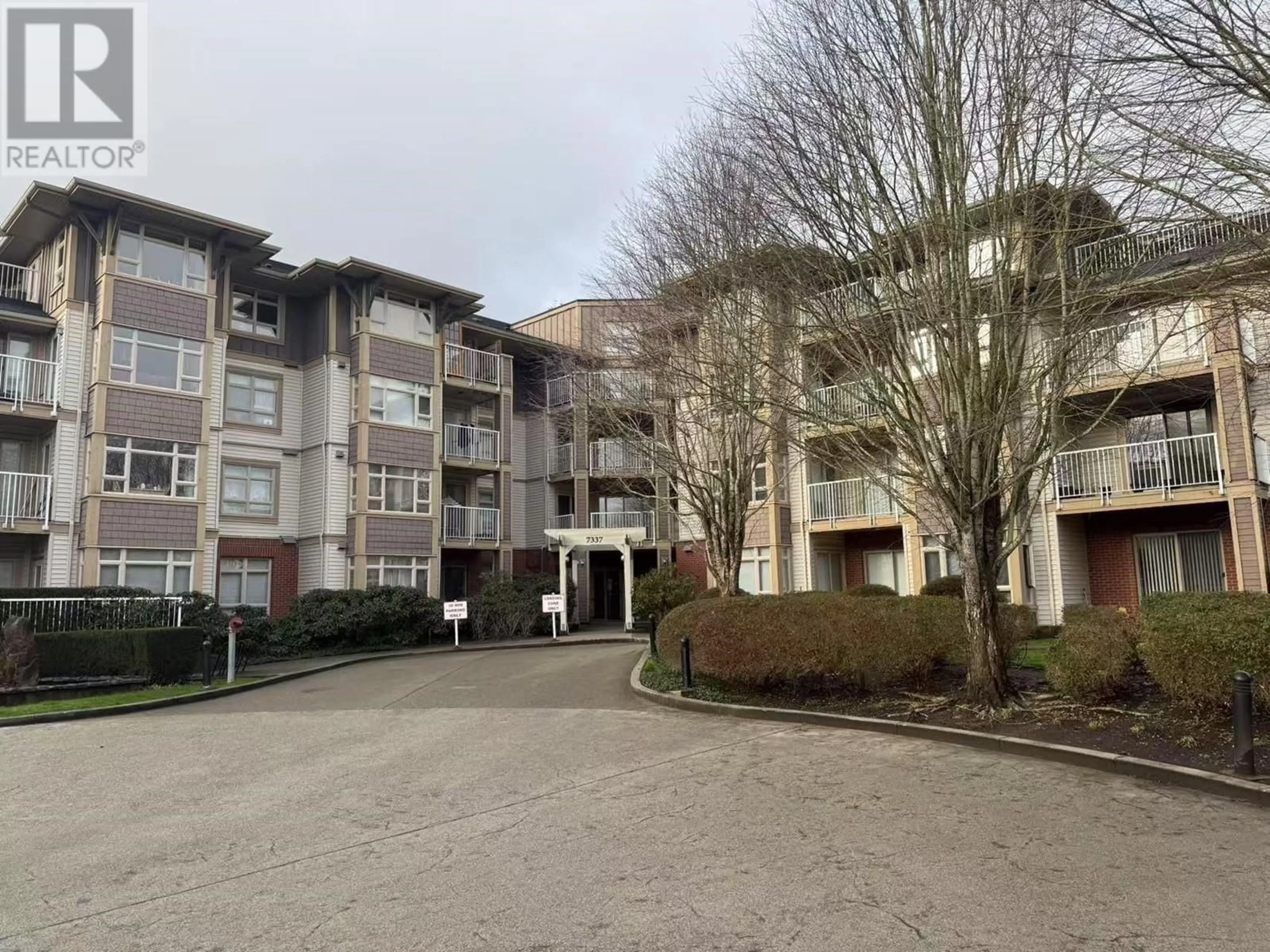 A pic from outside/outdoor area/front of a property/back of a property/a pic from drone, unknown for 209 7337 MACPHERSON AVENUE, Burnaby British Columbia V5J0A9