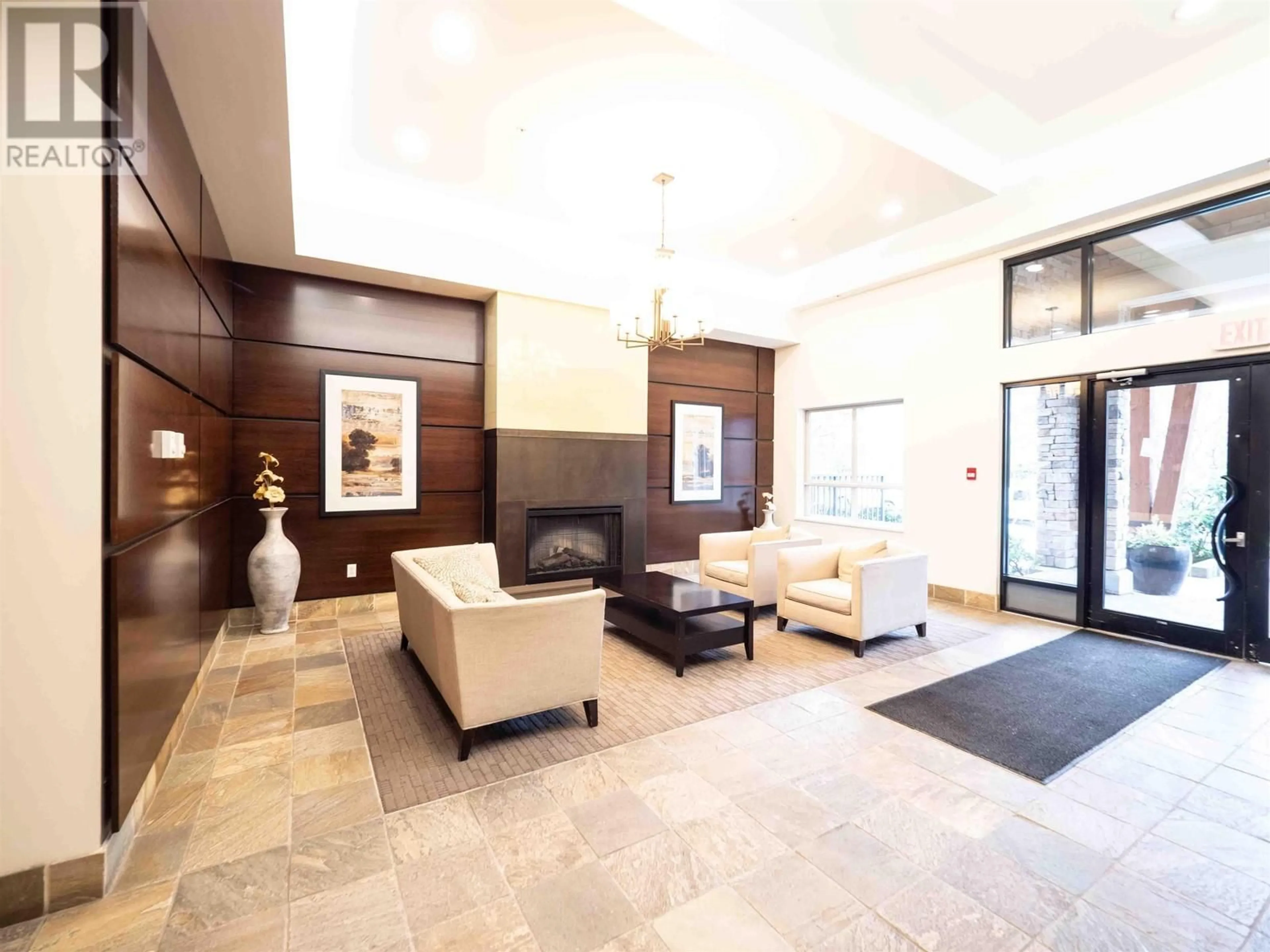 Lobby for 208 - 3132 DAYANEE SPRINGS BOULEVARD, Coquitlam British Columbia V3E0B5