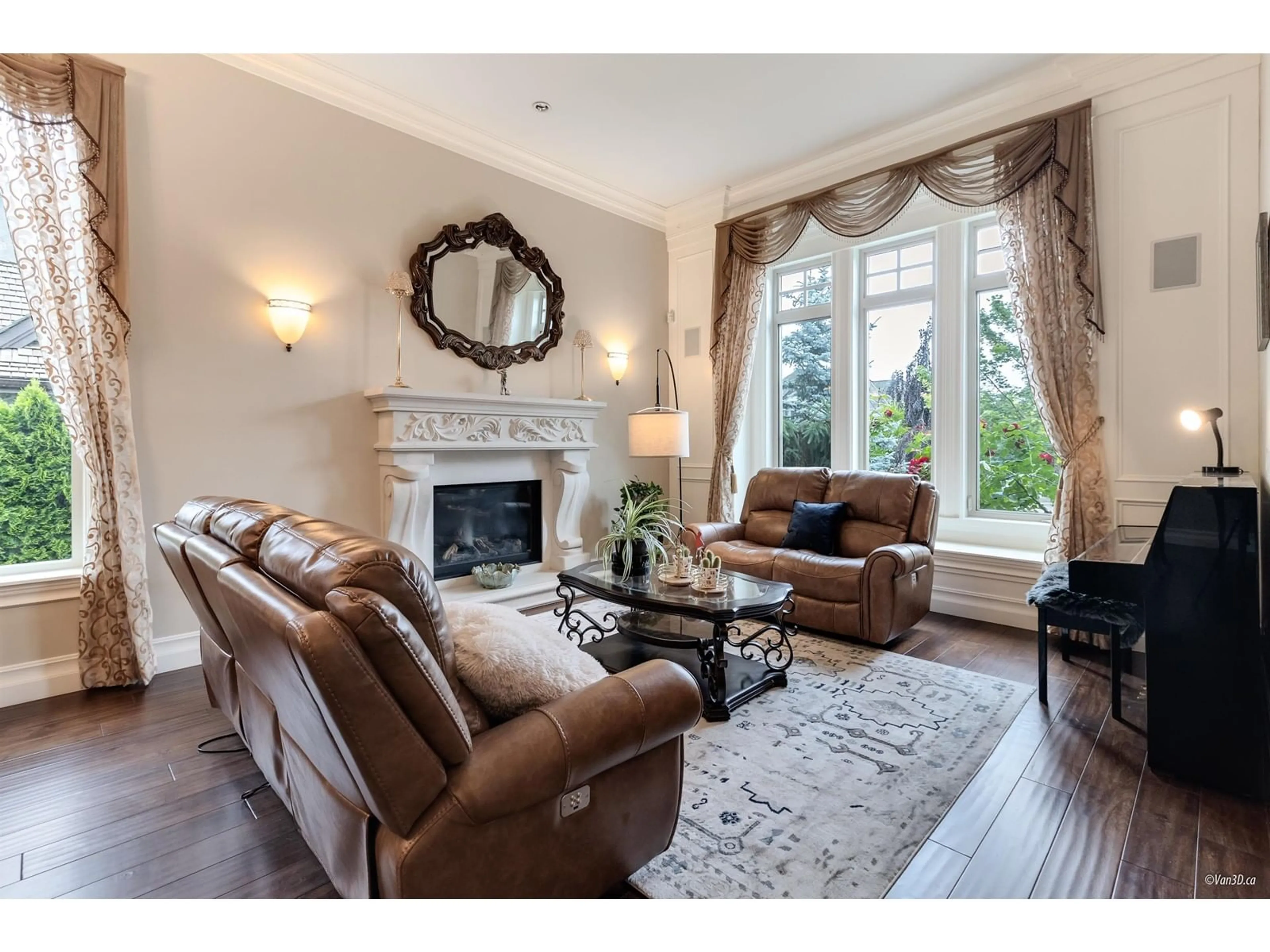 Living room with furniture, unknown for 3225 164A, Surrey British Columbia V3Z0G5