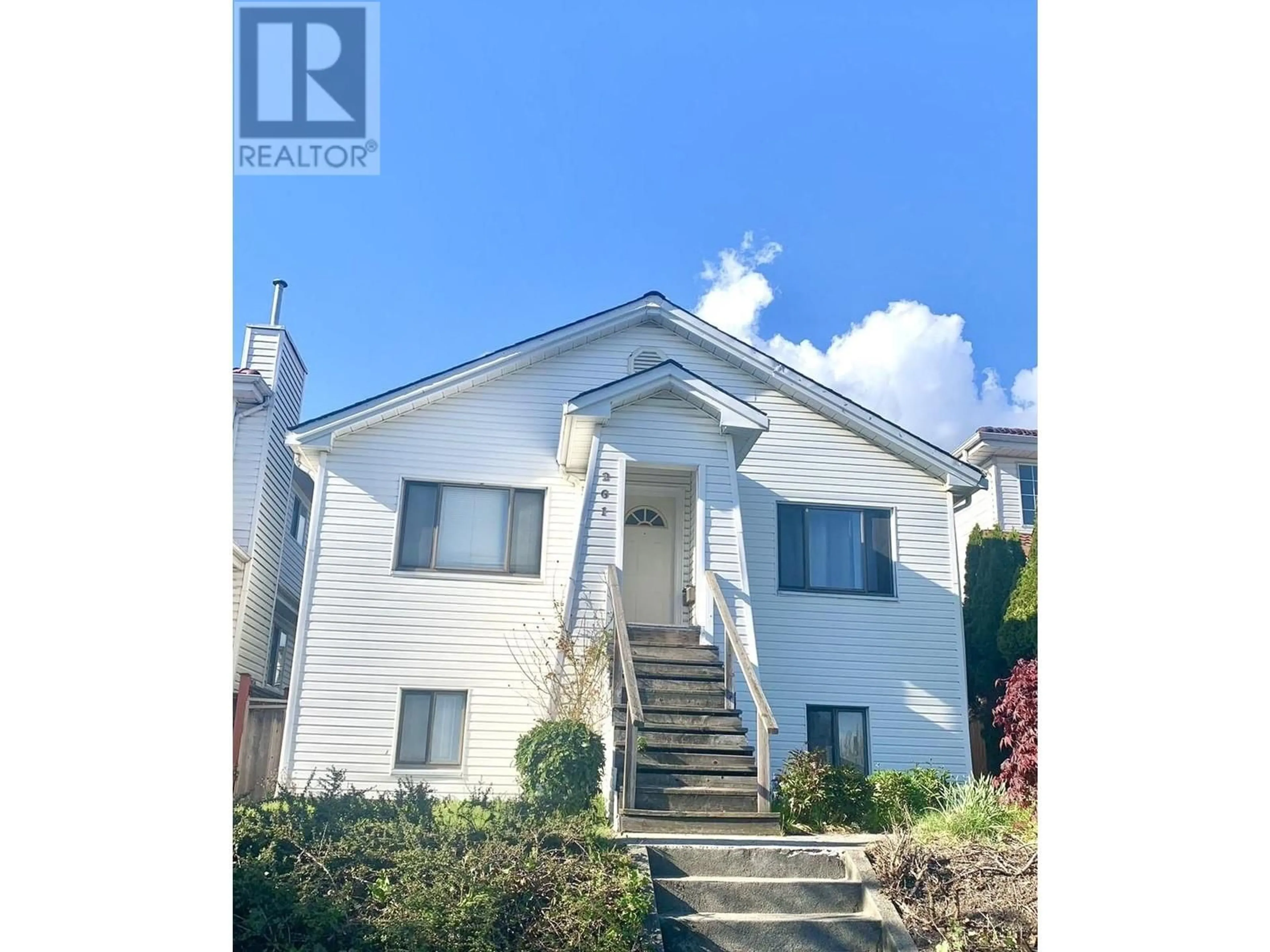 Stairs for 261 E 65TH AVENUE, Vancouver British Columbia V5X2P3