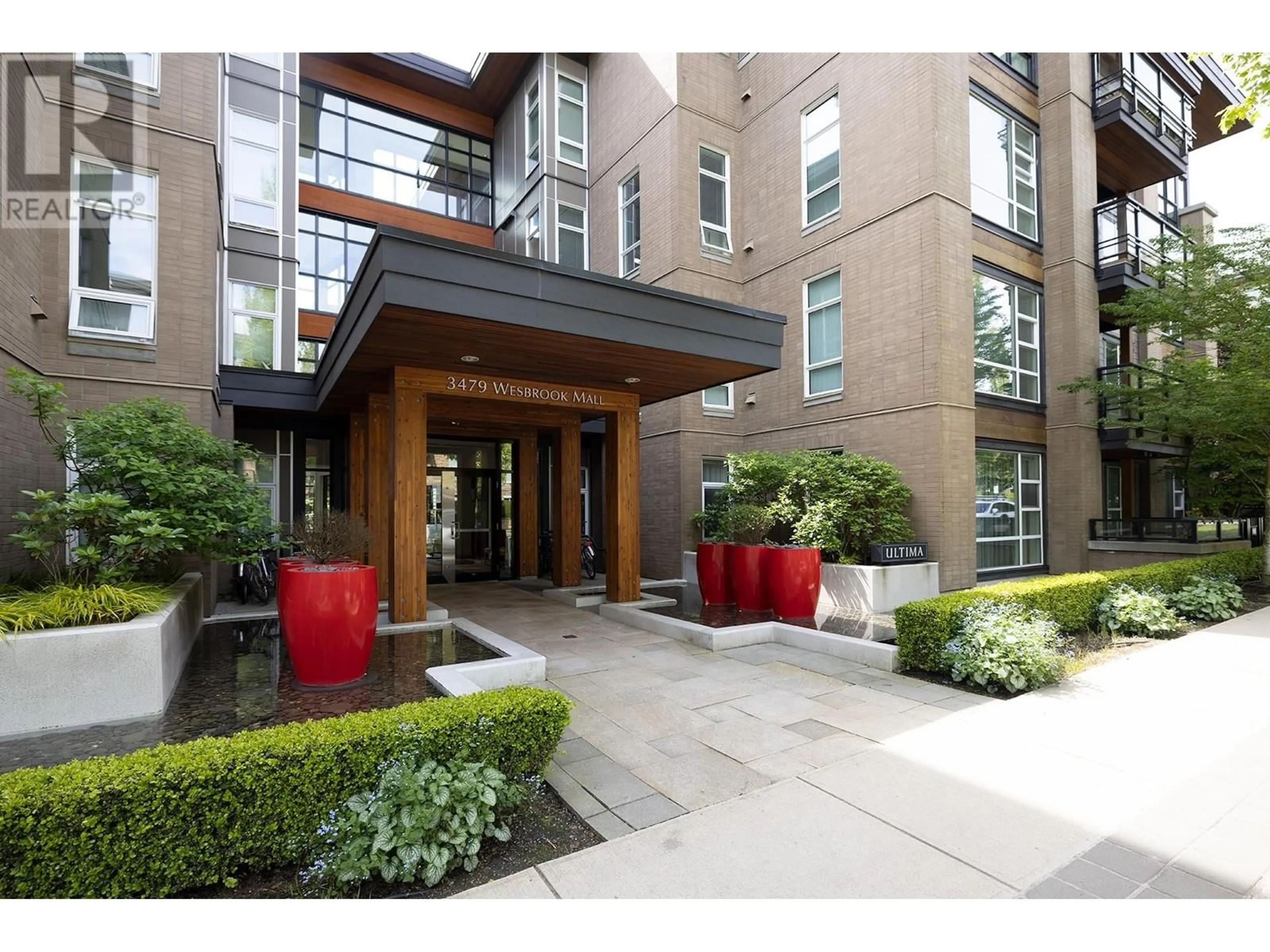 Indoor foyer for PH13 3479 WESBROOK MALL, Vancouver British Columbia V6S0B7