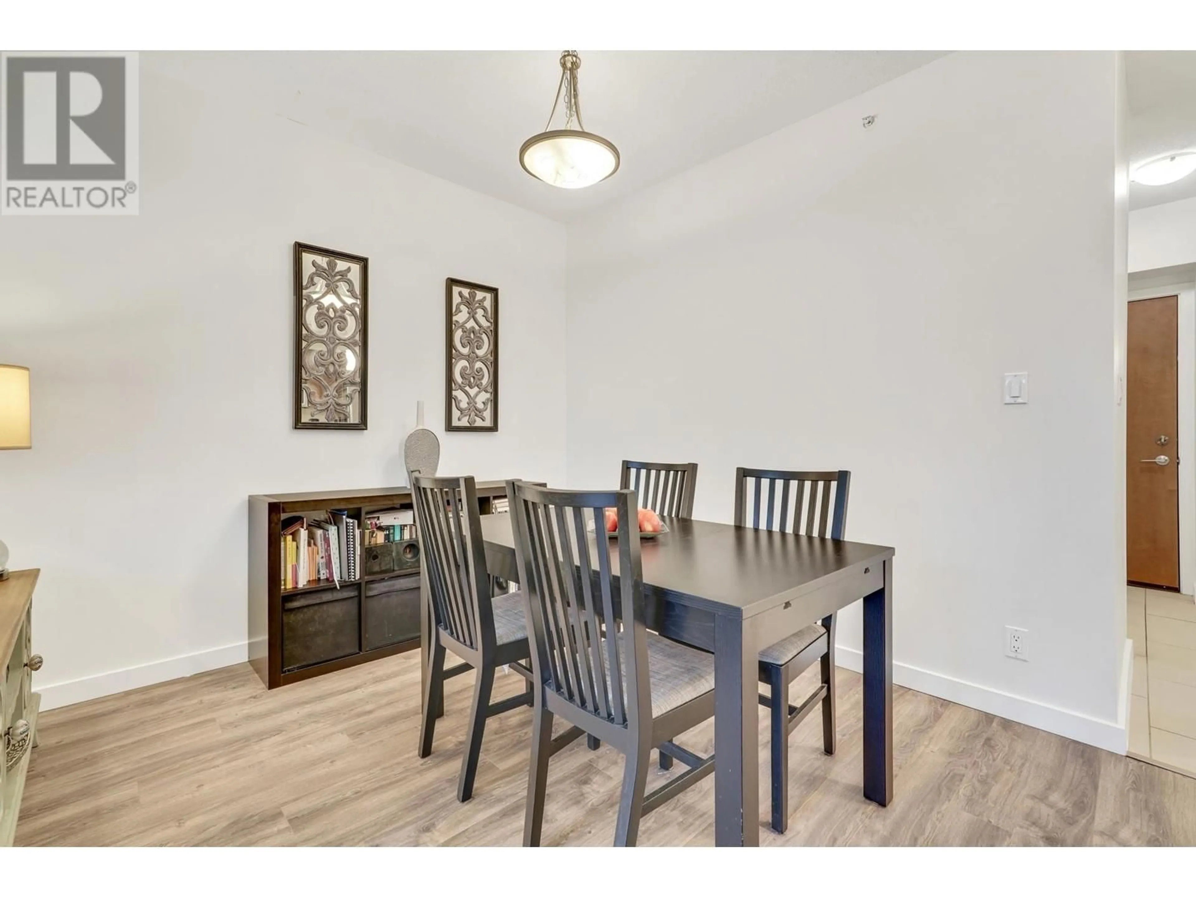 Dining room, wood/laminate floor for 1407 280 ROSS DRIVE, New Westminster British Columbia V3L0C2