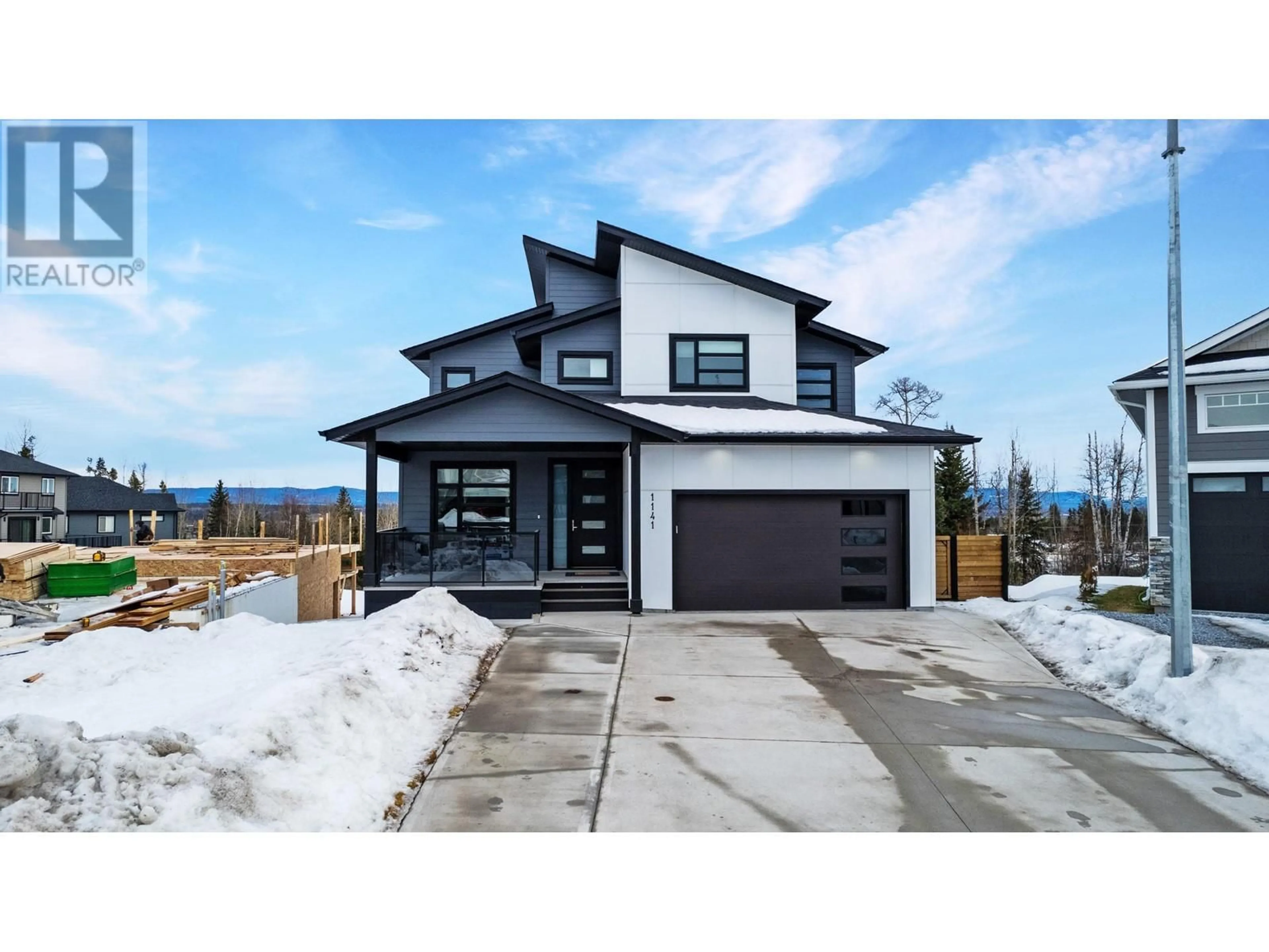 Home with vinyl exterior material, mountain view for 1141 MONTEITH COURT, Prince George British Columbia V2N0G8