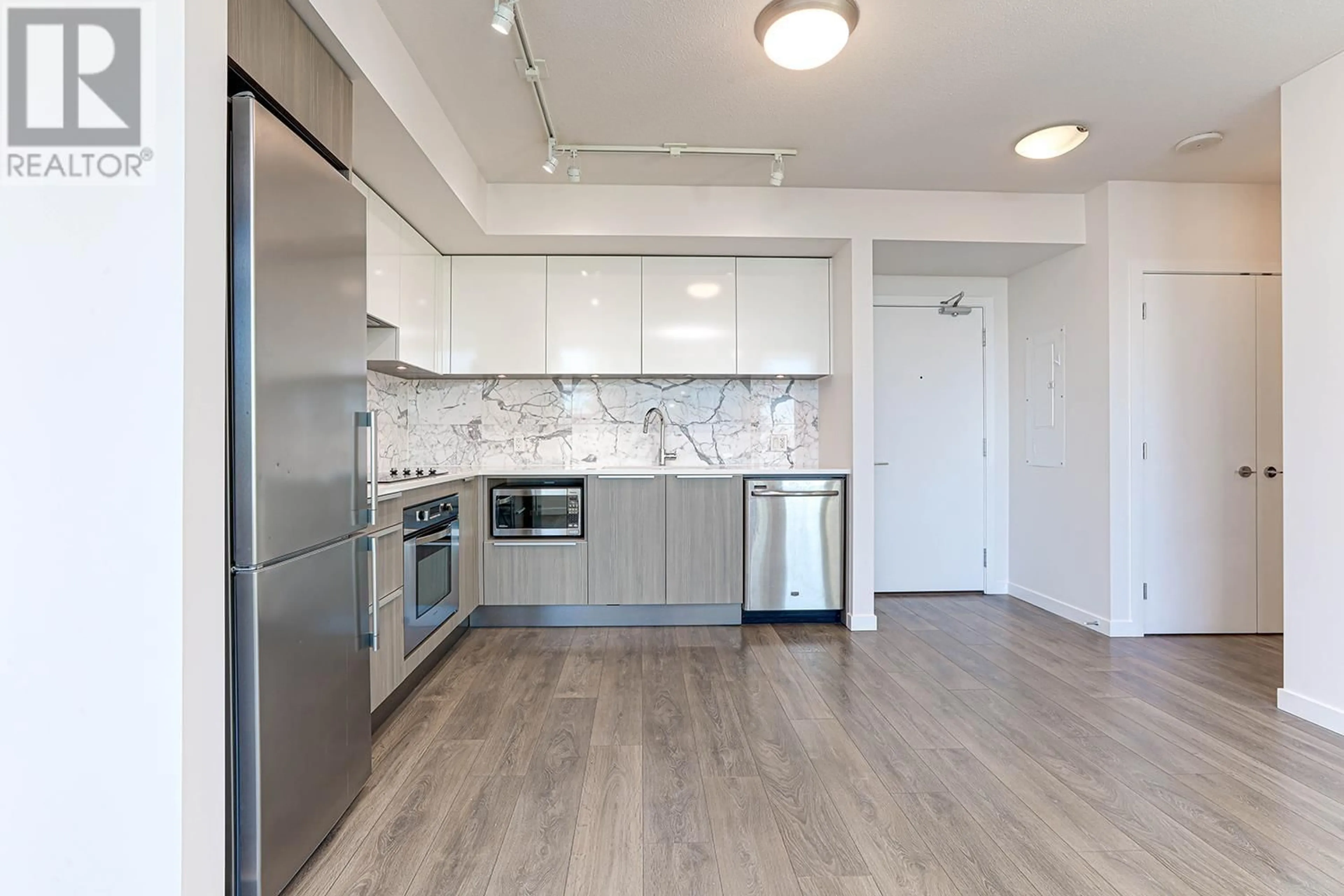 Standard kitchen, unknown for 2703 - 6461 TELFORD AVENUE, Burnaby British Columbia V5H0B7