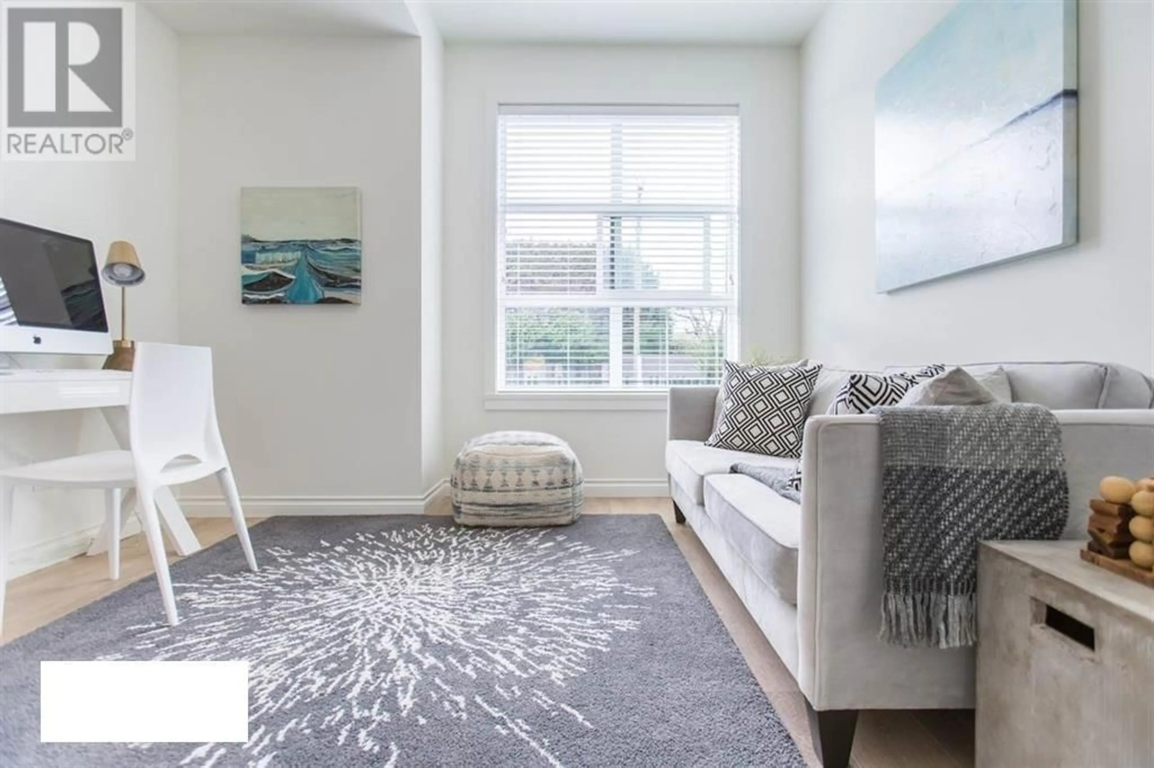 Living room with furniture, carpet floor for 3 10611 GILBERT ROAD, Richmond British Columbia V7E2H4