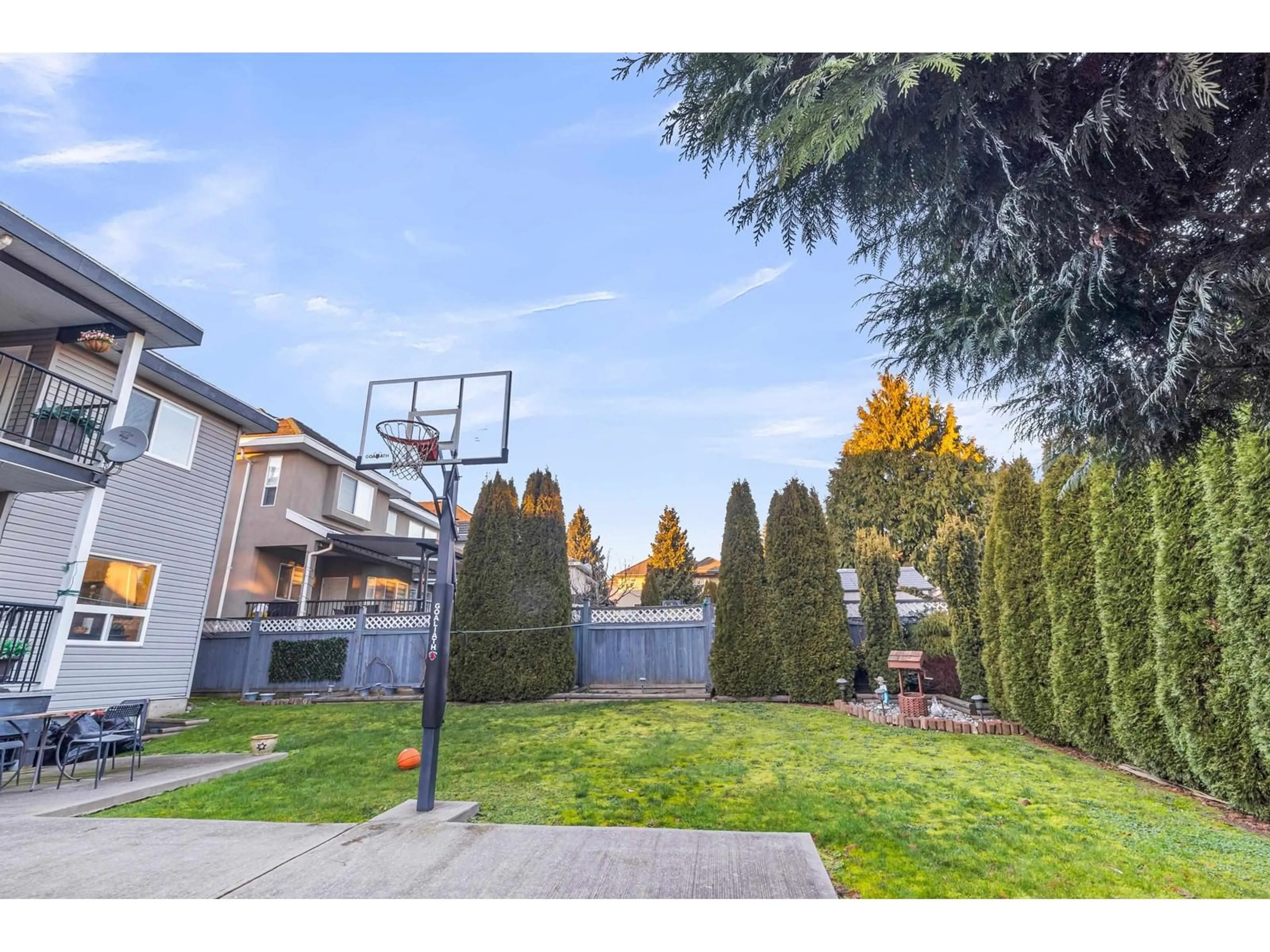 Patio, street for 6758 148TH, Surrey British Columbia V3S3C7