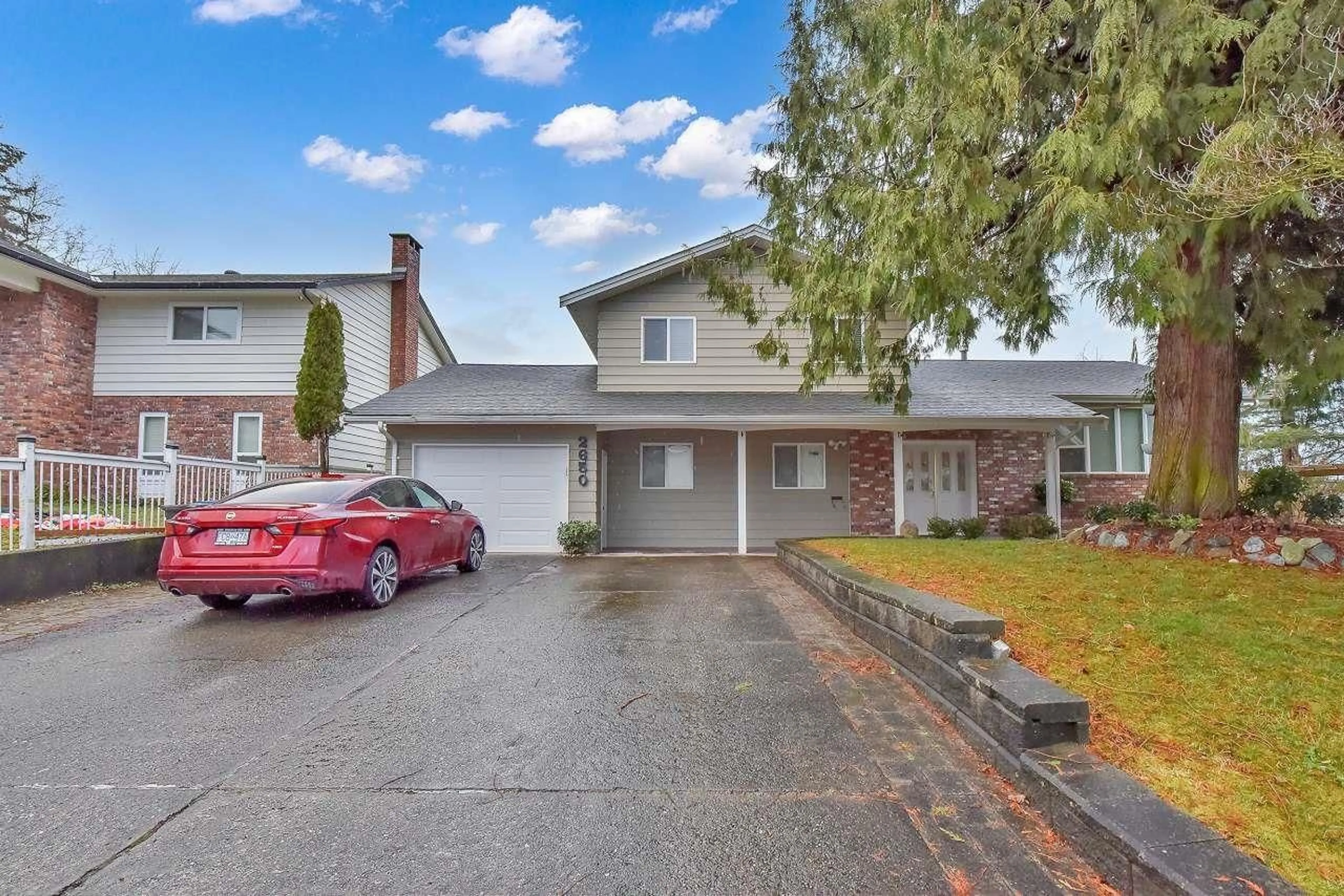 A pic from outside/outdoor area/front of a property/back of a property/a pic from drone, street for 2650 ALBERT WAY, Abbotsford British Columbia V2T2R2