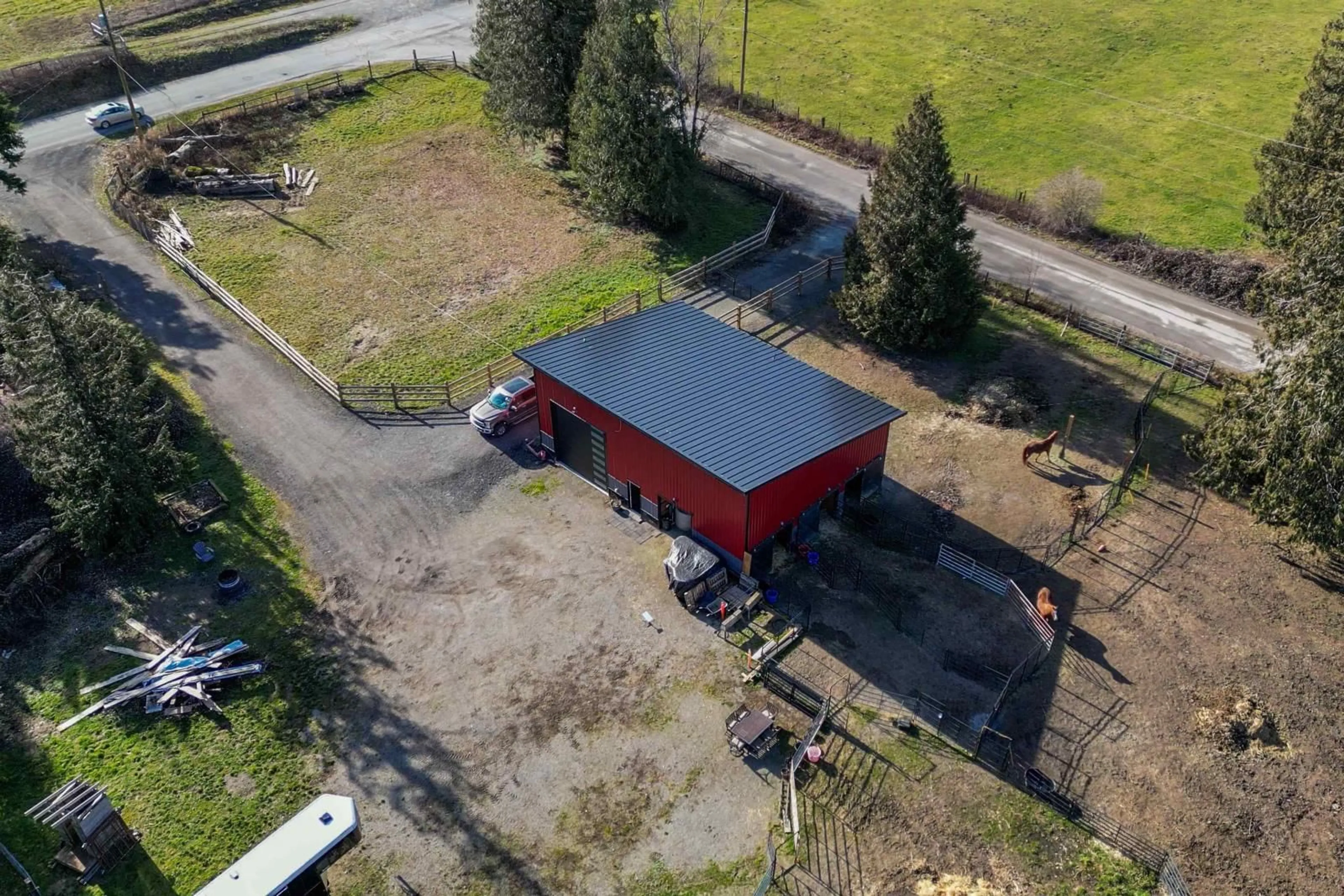 A pic from outside/outdoor area/front of a property/back of a property/a pic from drone, building for 19640 BRISTOL SLOUGH ROAD|Hope, Hope British Columbia V0X1L2