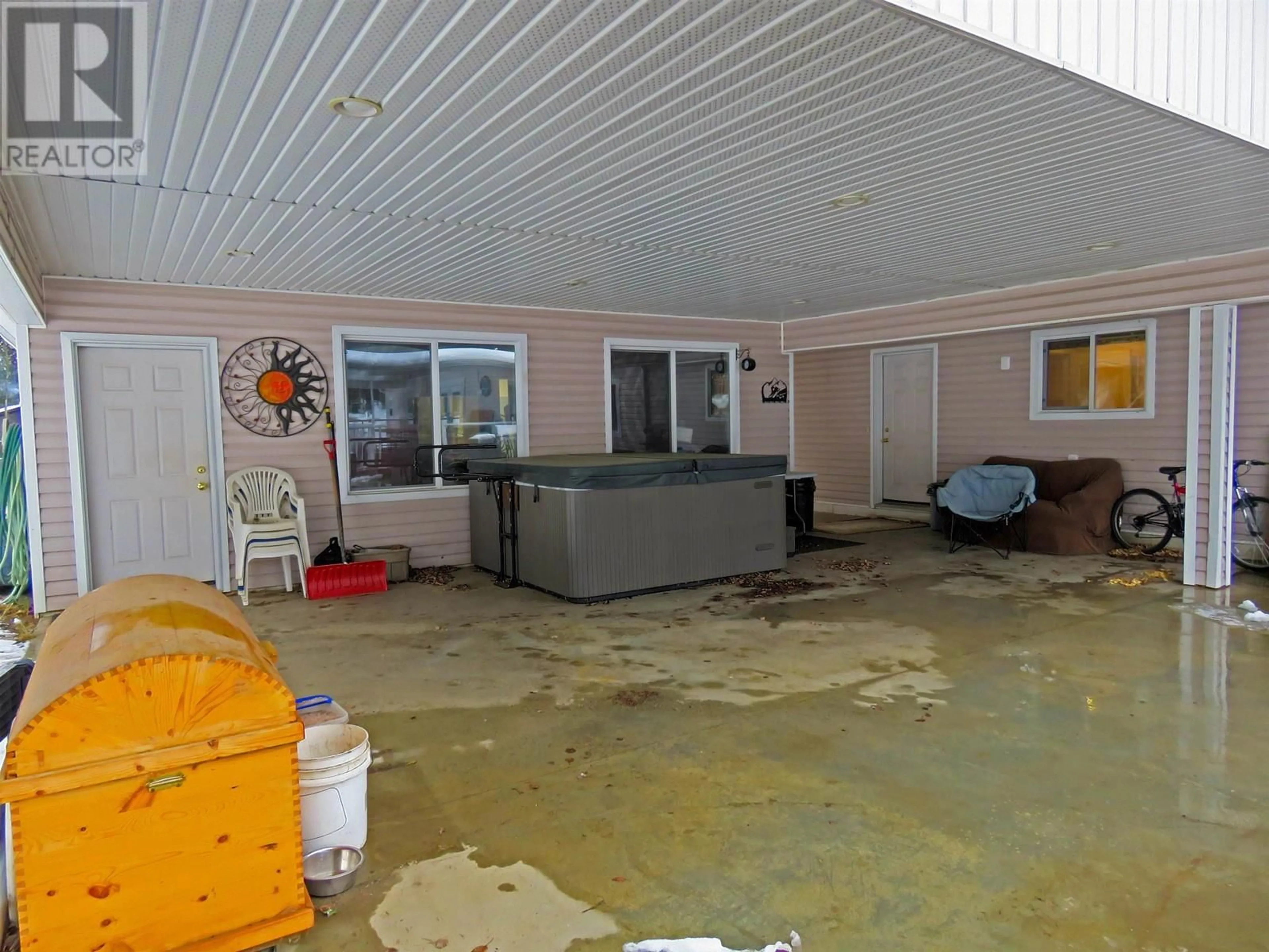 A pic from outside/outdoor area/front of a property/back of a property/a pic from drone, forest/trees view for 400 MOUNTAIN VIEW ROAD, McBride British Columbia V0J2E0
