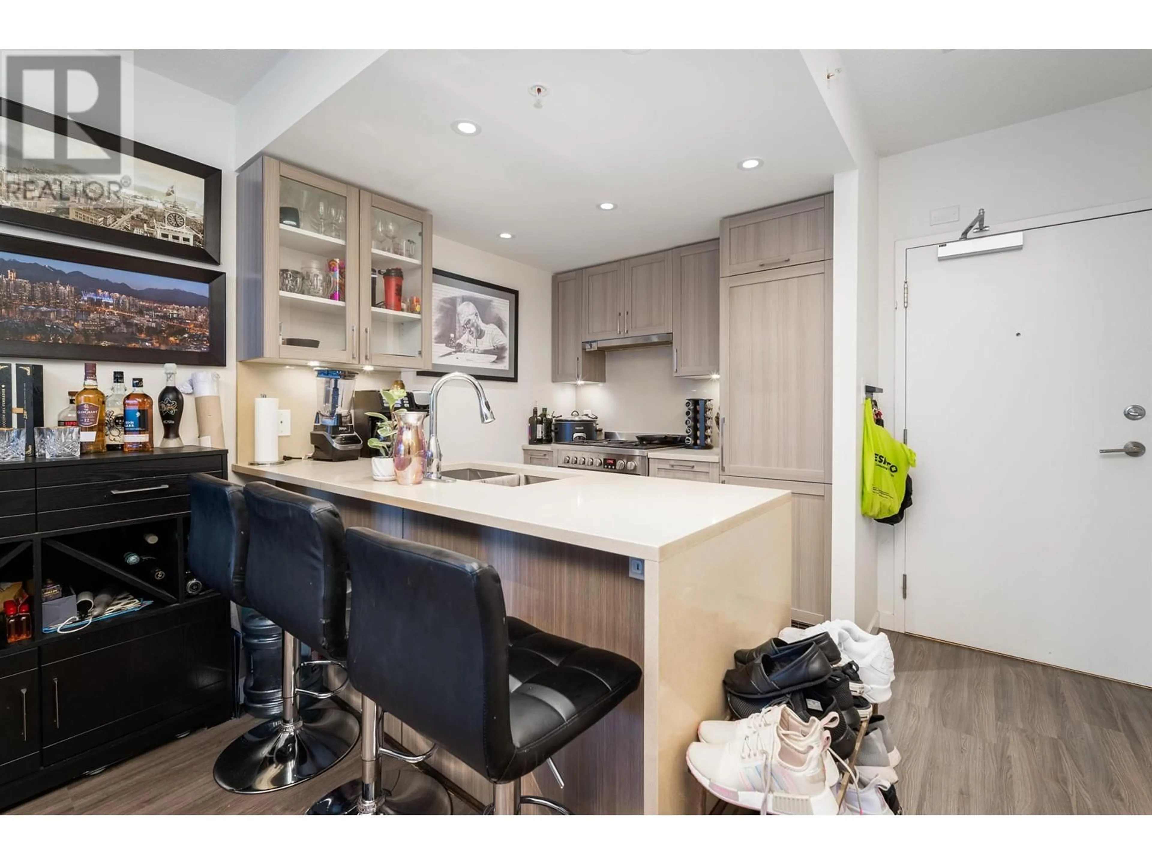 Open concept kitchen, wood/laminate floor for 619 5598 ORMIDALE STREET, Vancouver British Columbia V5R0E5