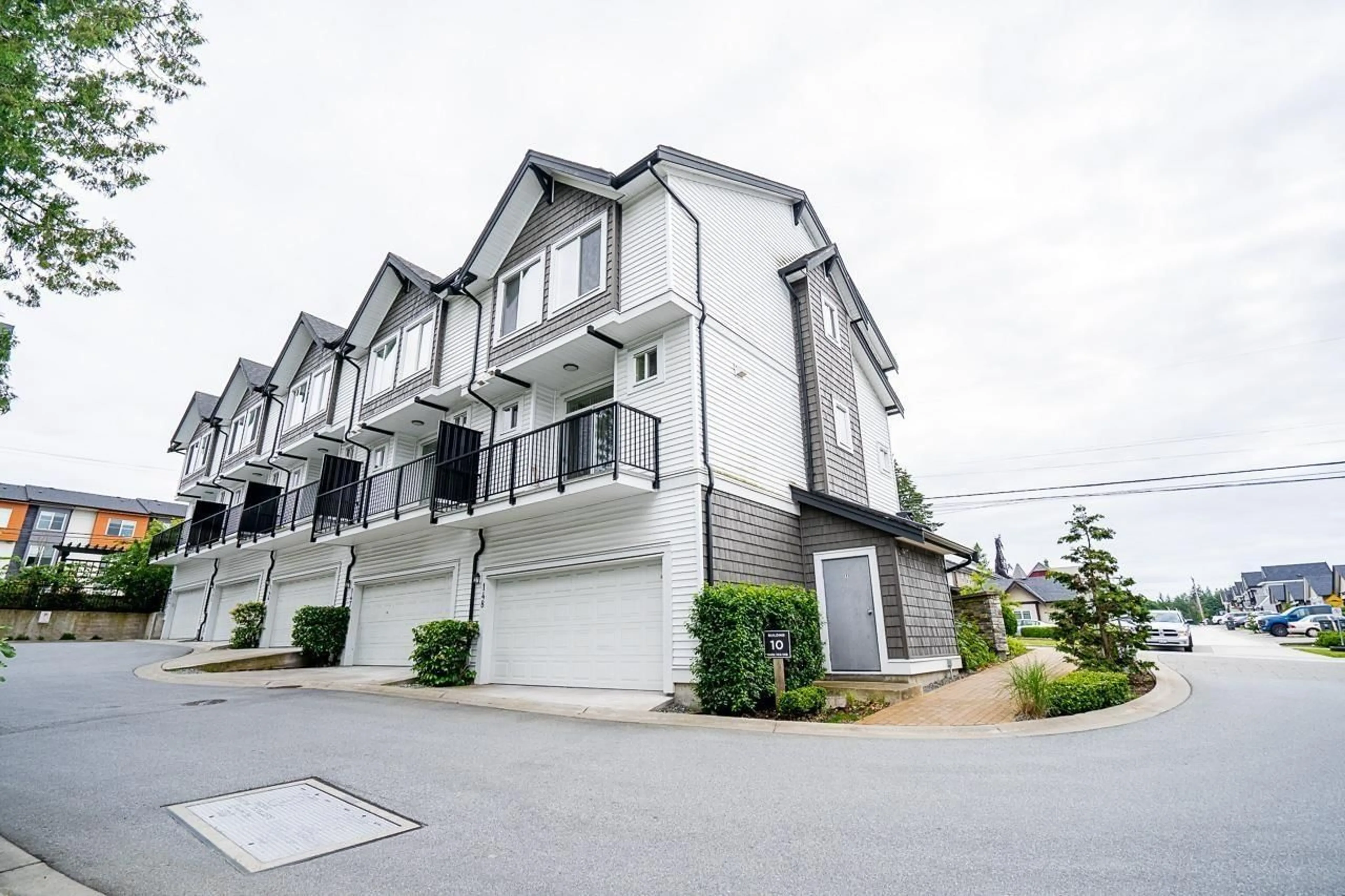 Home with vinyl exterior material, street for 148 - 6030 142, Surrey British Columbia V3X0J5