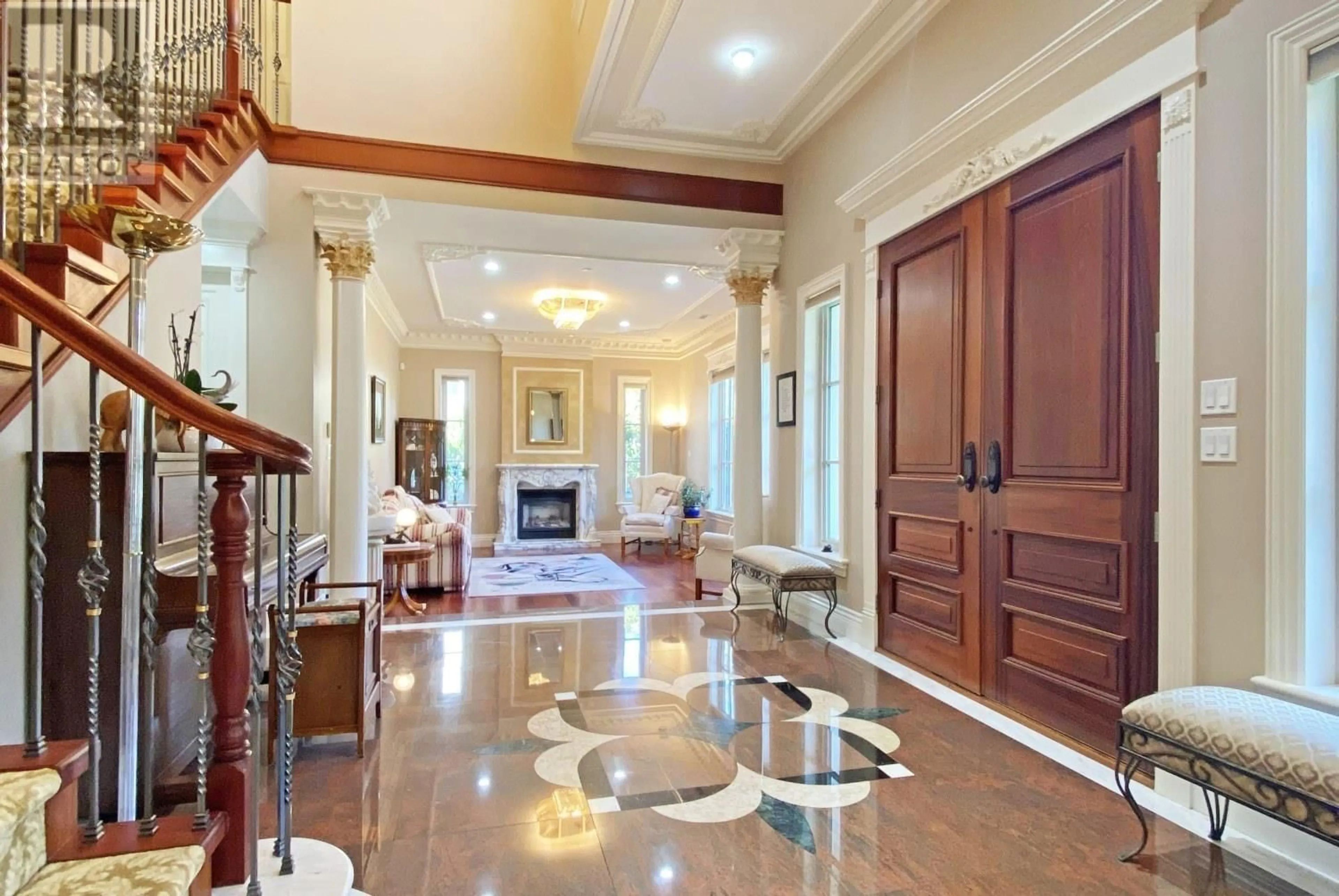 Indoor foyer for 7123 SELKIRK STREET, Vancouver British Columbia V6P6J4