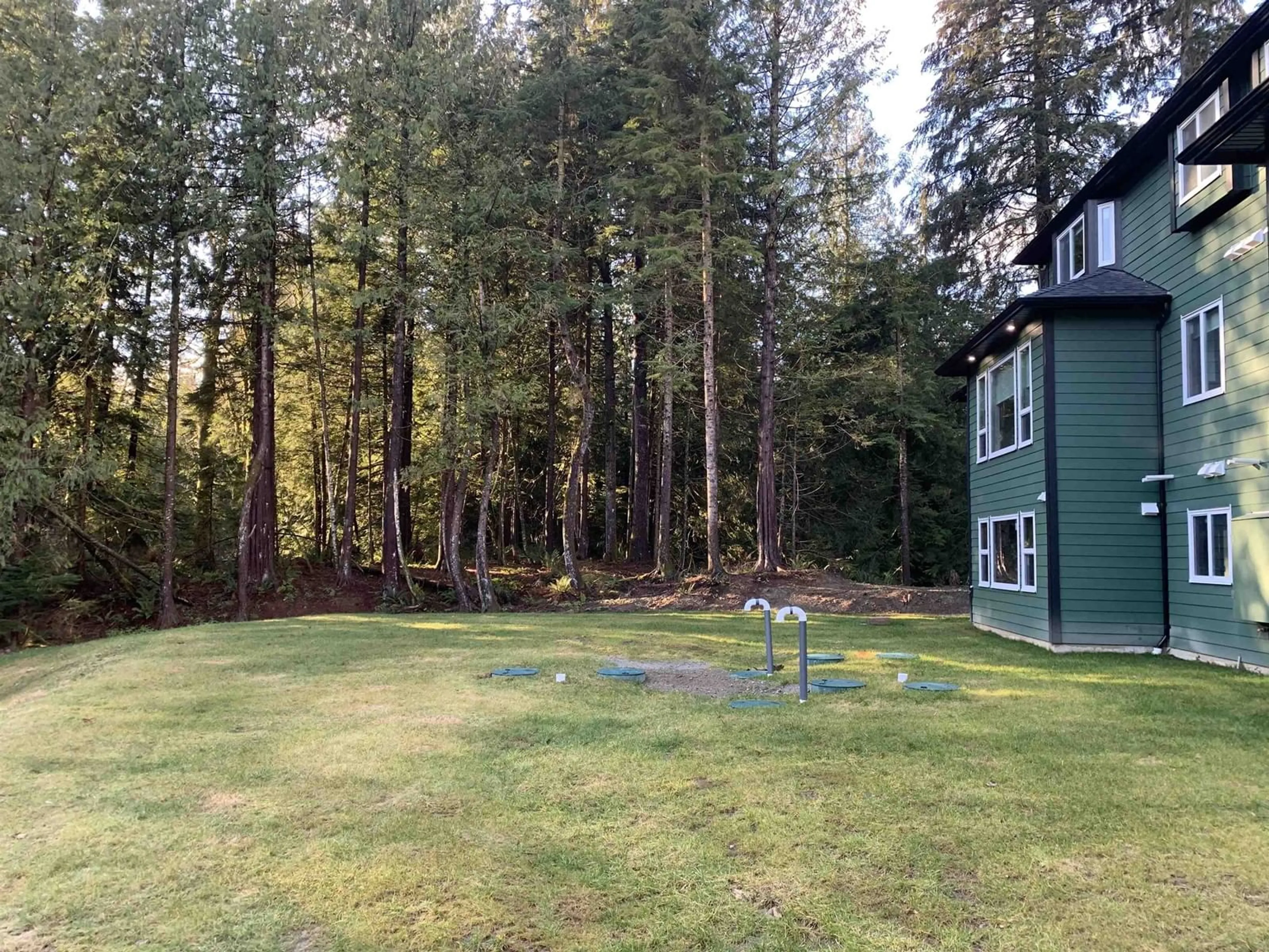 A pic from outside/outdoor area/front of a property/back of a property/a pic from drone, forest/trees view for 34288-34292 FERNDALE AVENUE, Mission British Columbia V2V6B2