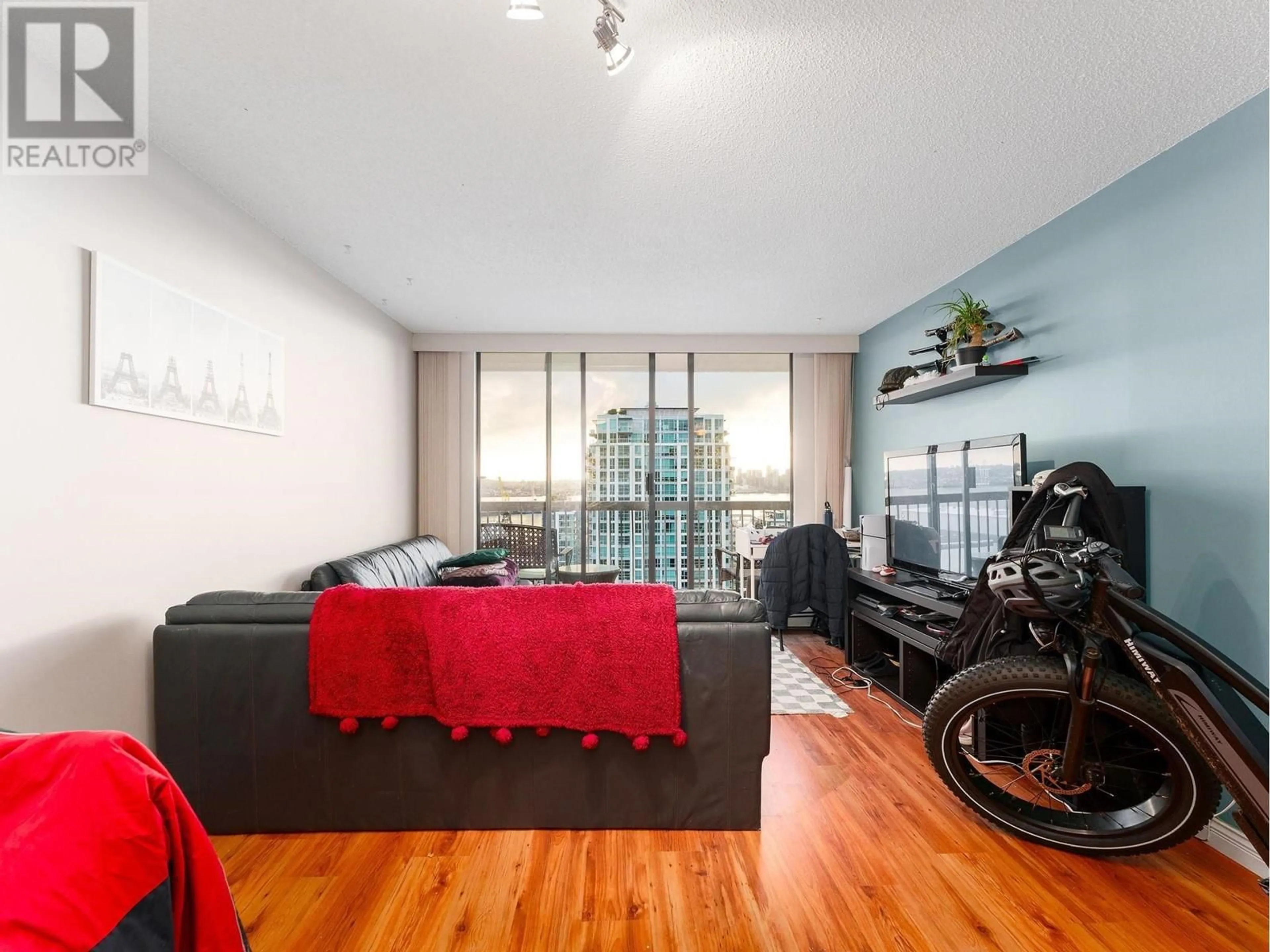 Living room with furniture, wood/laminate floor for 1108 - 145 ST GEORGES AVENUE, North Vancouver British Columbia V7L3G8