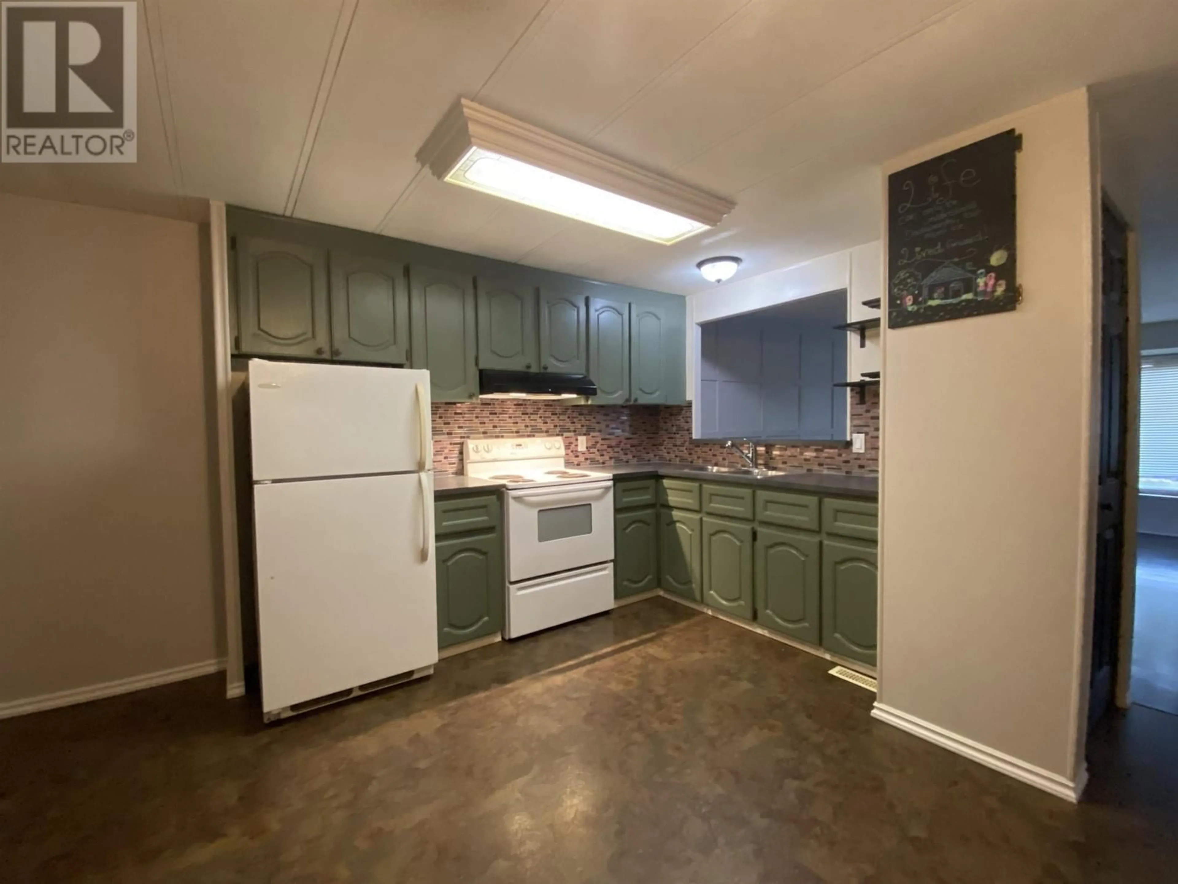 Standard kitchen, unknown for 40 3889 MULLER STREET, Terrace British Columbia V8G4L2