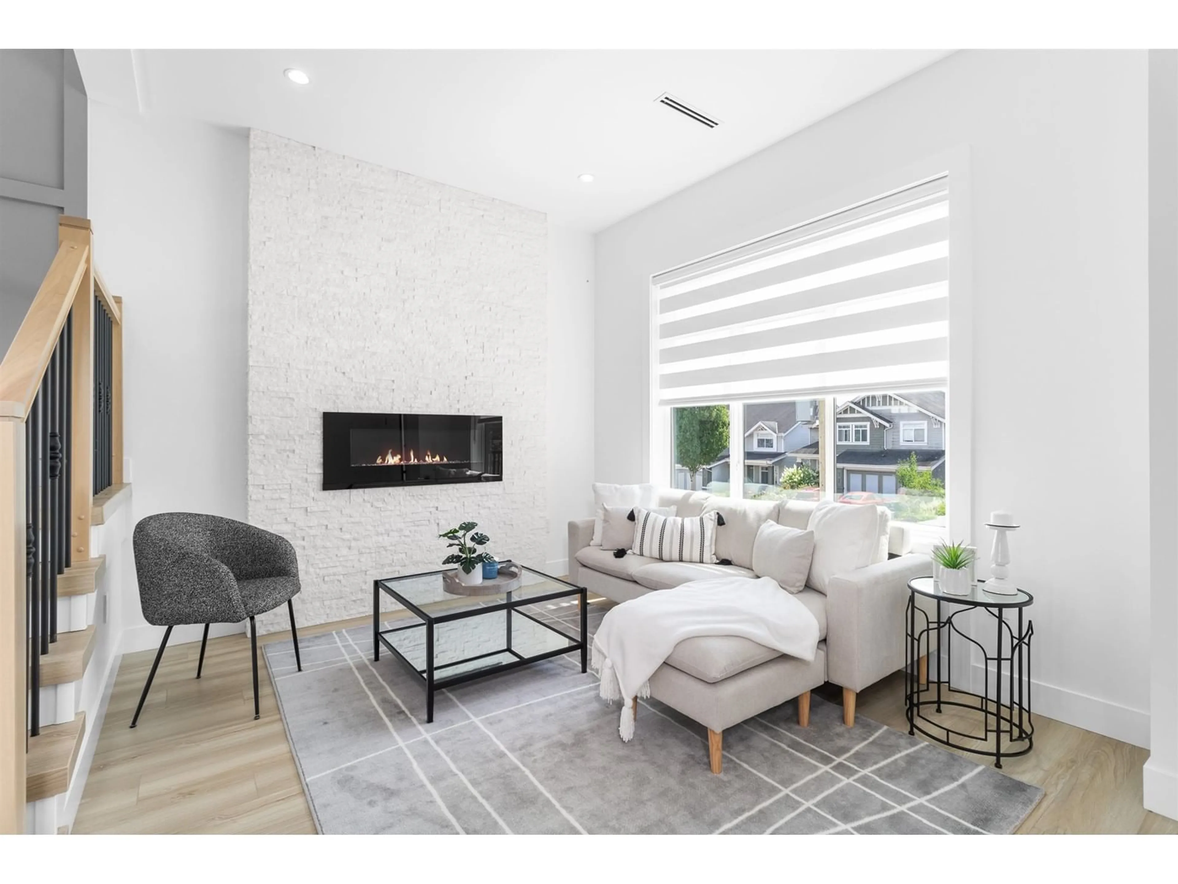 Living room with furniture, ceramic/tile floor for 20481 68, Langley British Columbia V2Y3C8