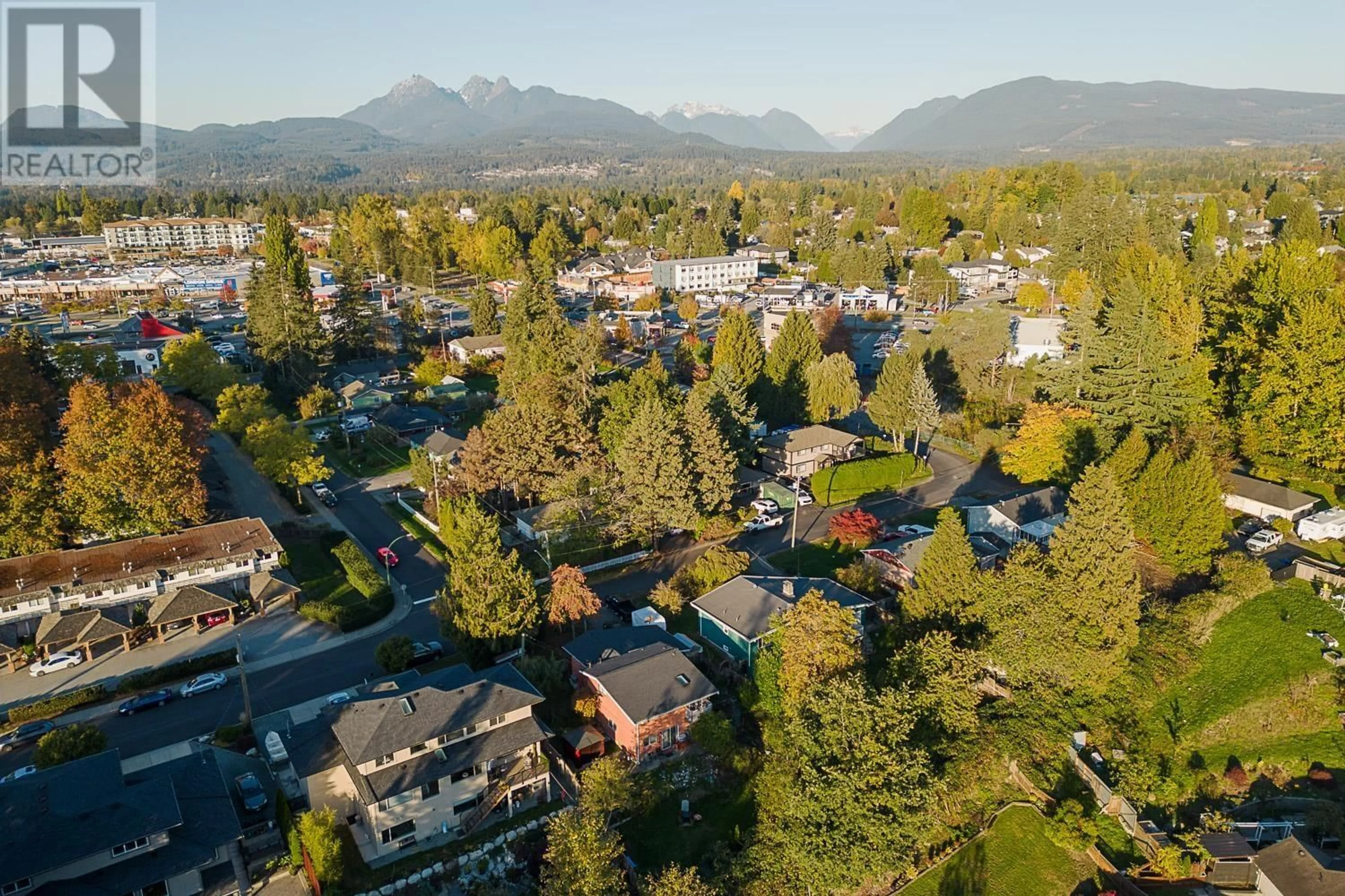 A pic from outside/outdoor area/front of a property/back of a property/a pic from drone, mountain view for 22762 GILLEY AVENUE, Maple Ridge British Columbia V2X2G2