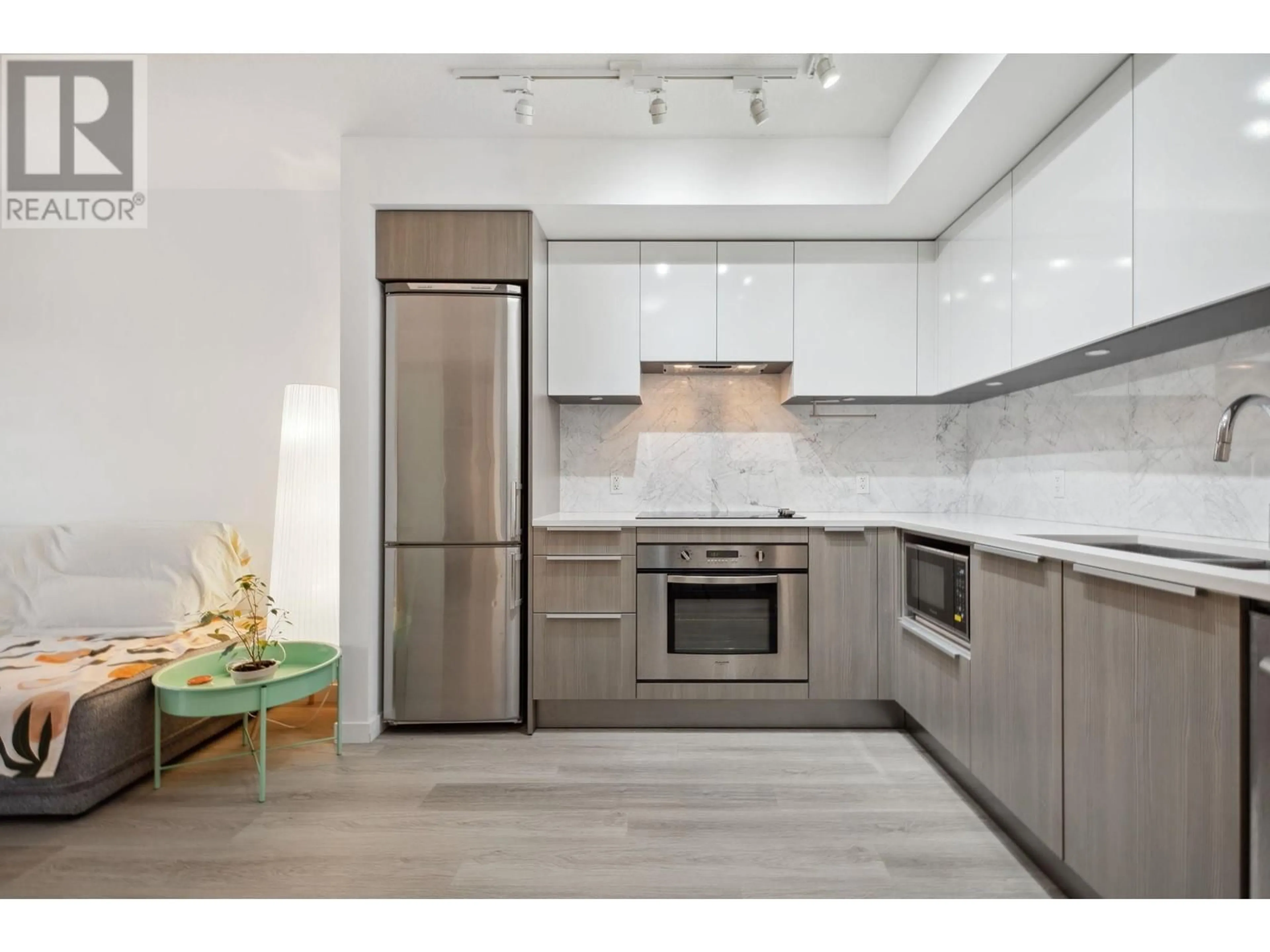 Unknown for 906 - 6461 TELFORD AVENUE, Burnaby British Columbia V5H0B8