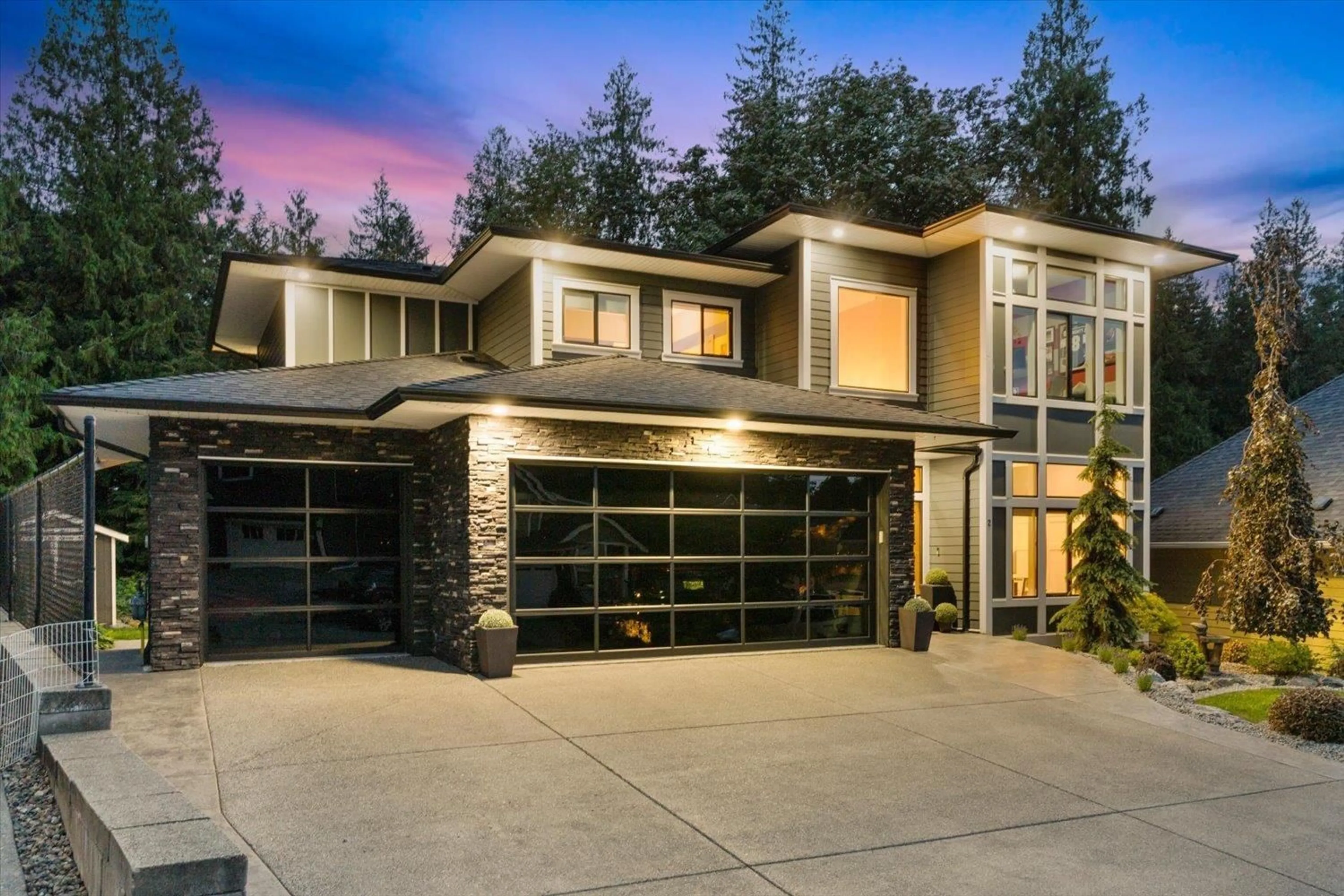 Indoor garage for 2 - 7854 BROOKWOOD PLACE, Chilliwack British Columbia V4Z0A1
