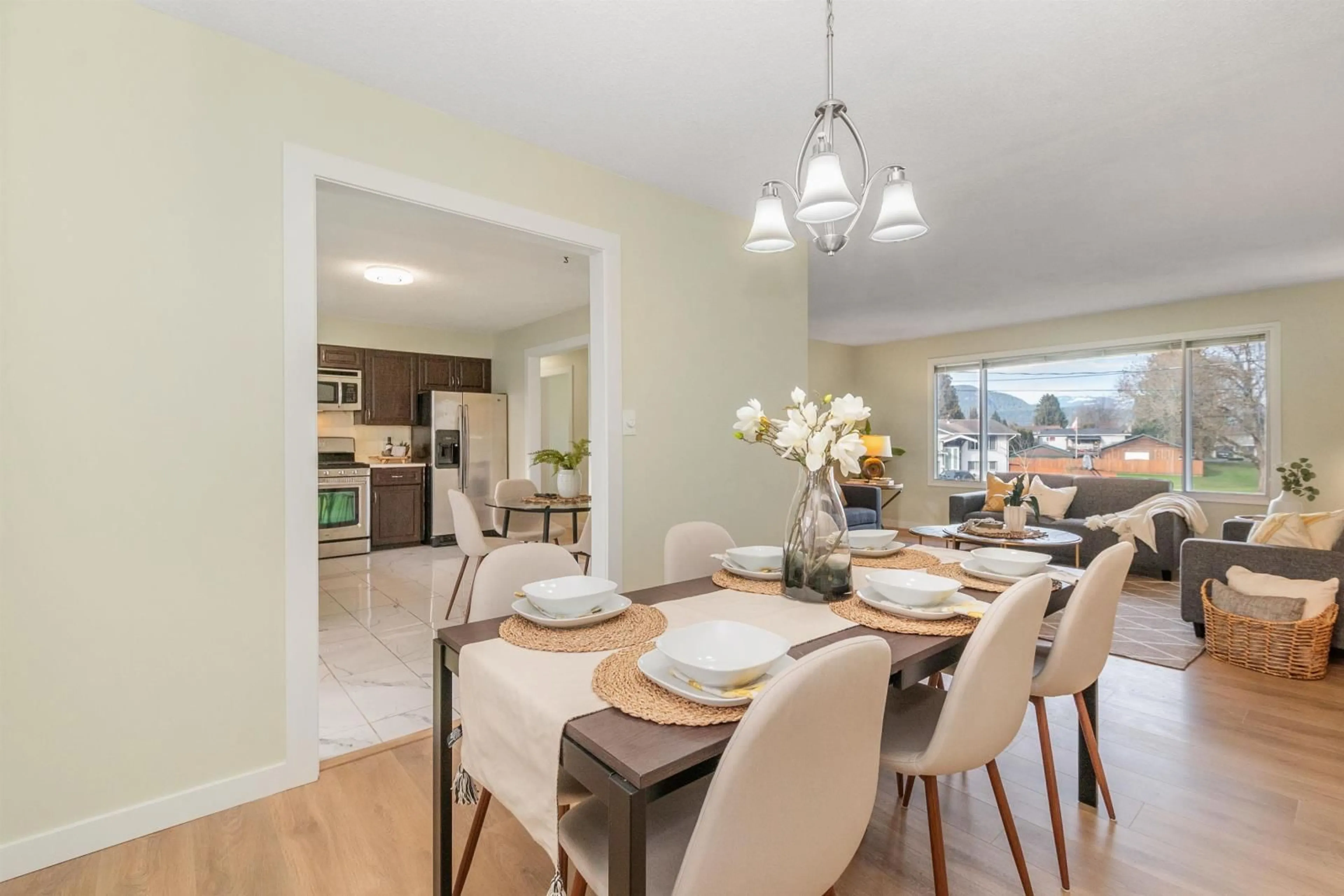 Dining room, unknown for 45326 PARK DRIVE|Chilliwack Proper West, Chilliwack British Columbia V2P1G2