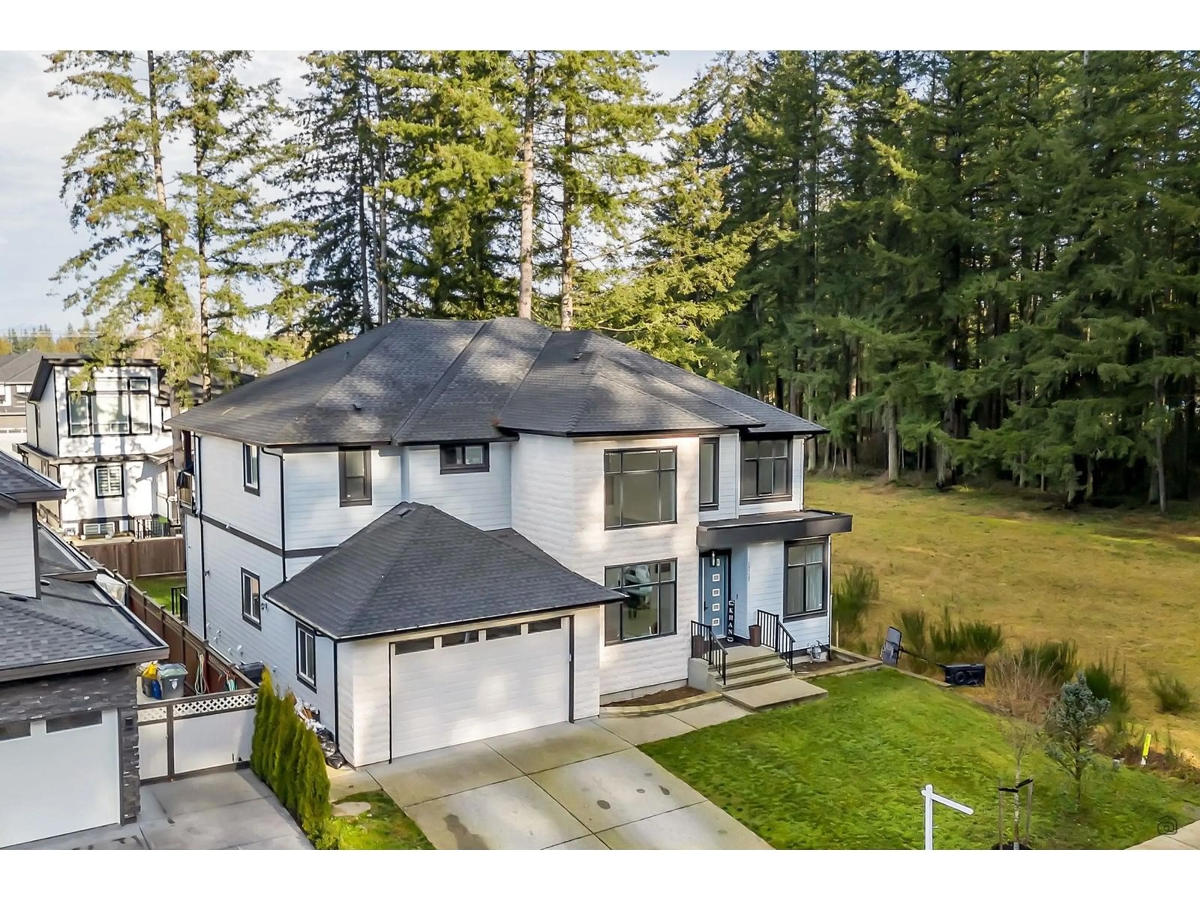 A pic from outside/outdoor area/front of a property/back of a property/a pic from drone, street for 19723 31 A AVENUE AVENUE, Langley British Columbia V2Z0B2