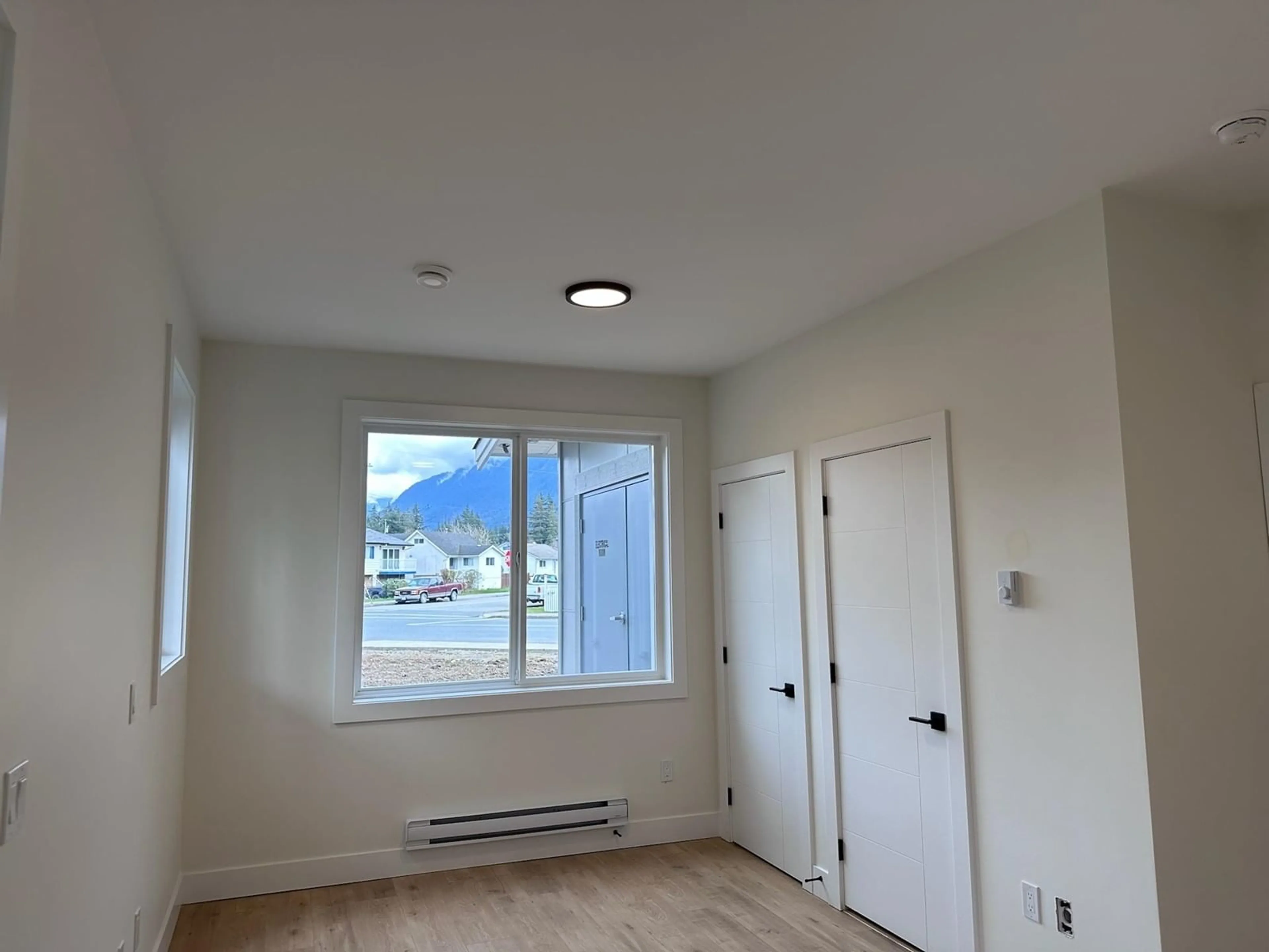 A pic of a room for 8 - 455 COQUIHALLA STREET, Hope British Columbia V0X1L0